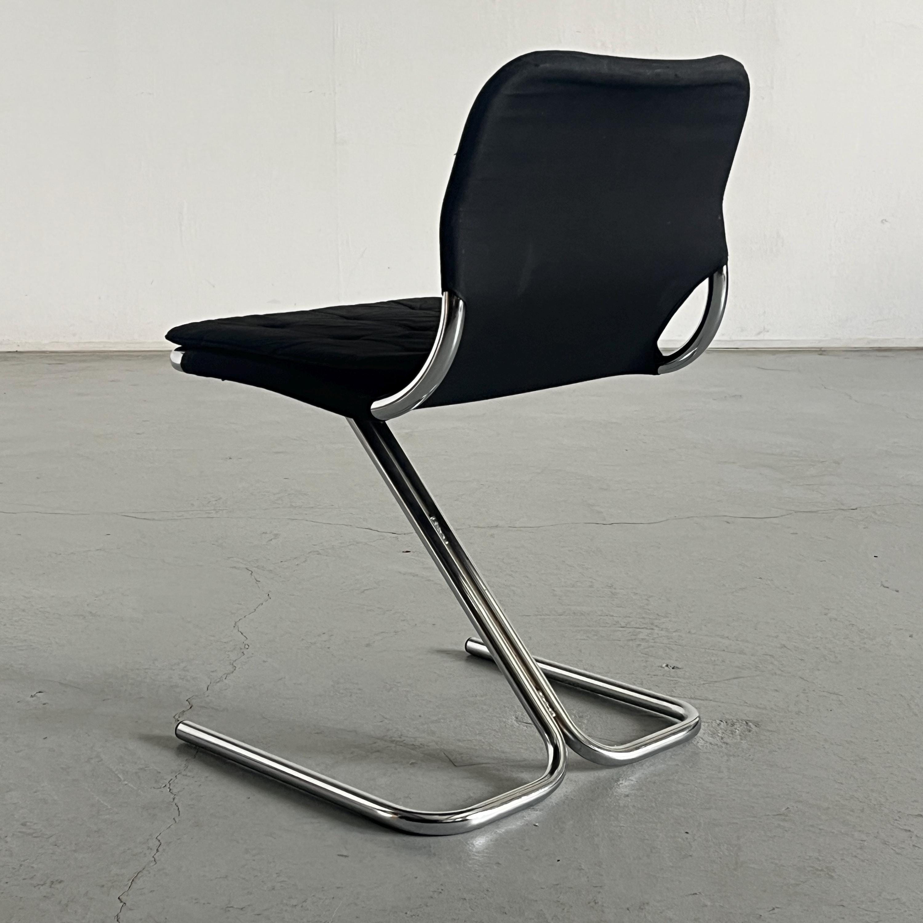 'Formula' Cantilever Dining Chair