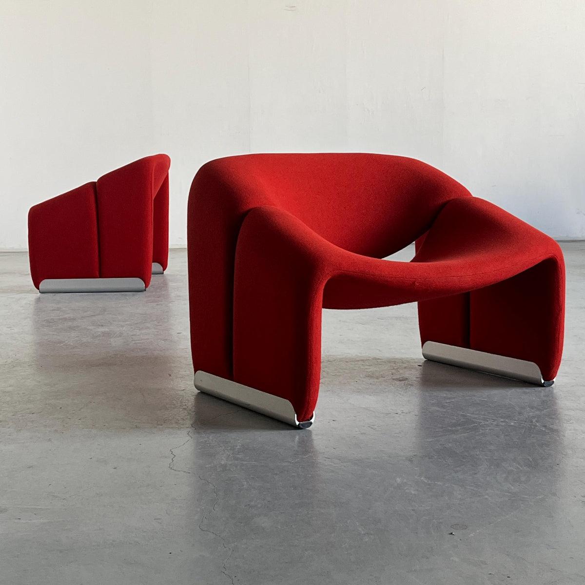 Iconic F598 ‘Groovy’ Chairs by Pierre Paulin for Artifort