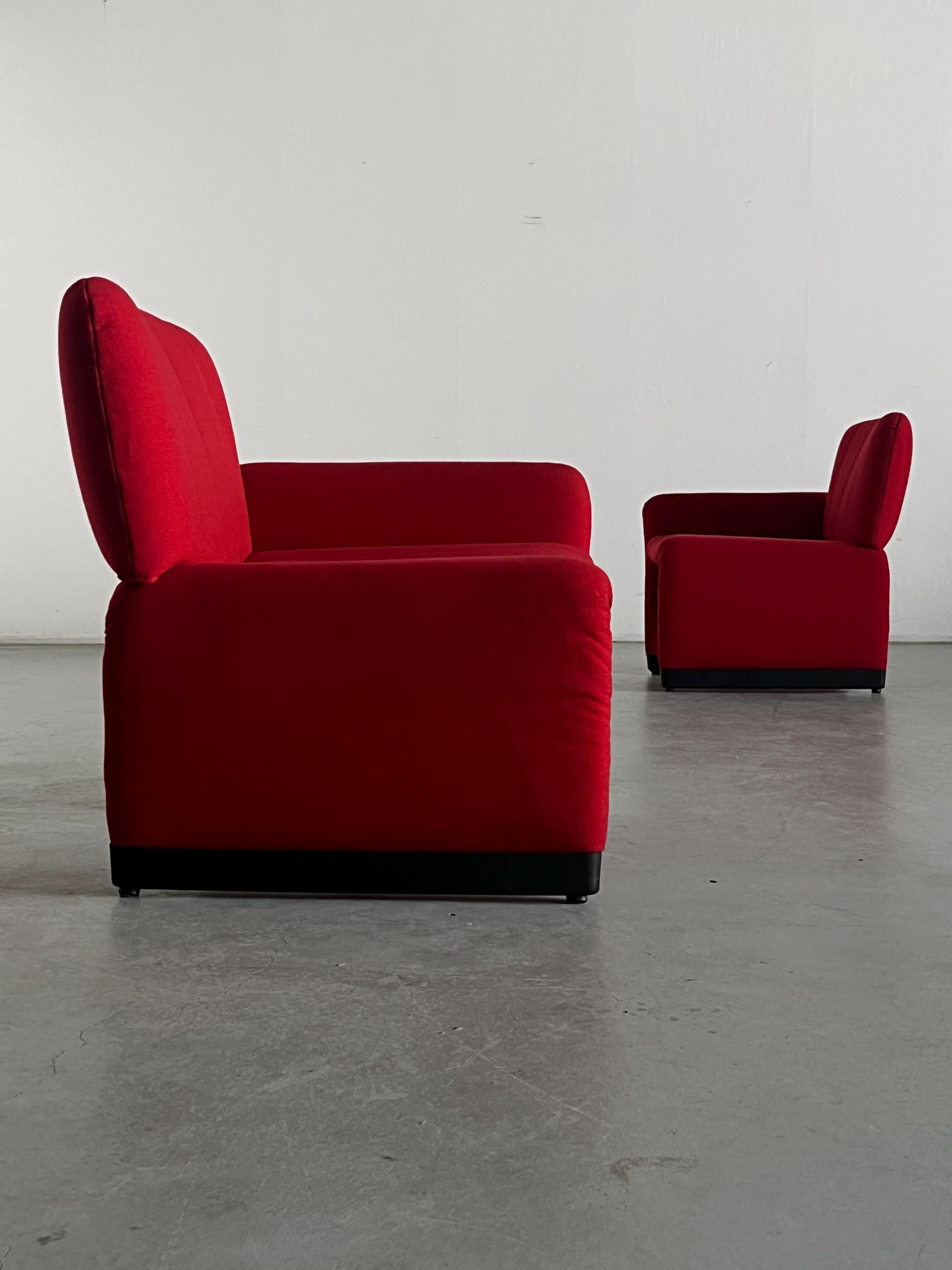 Loveseat in the Style of Giancarlo Piretti