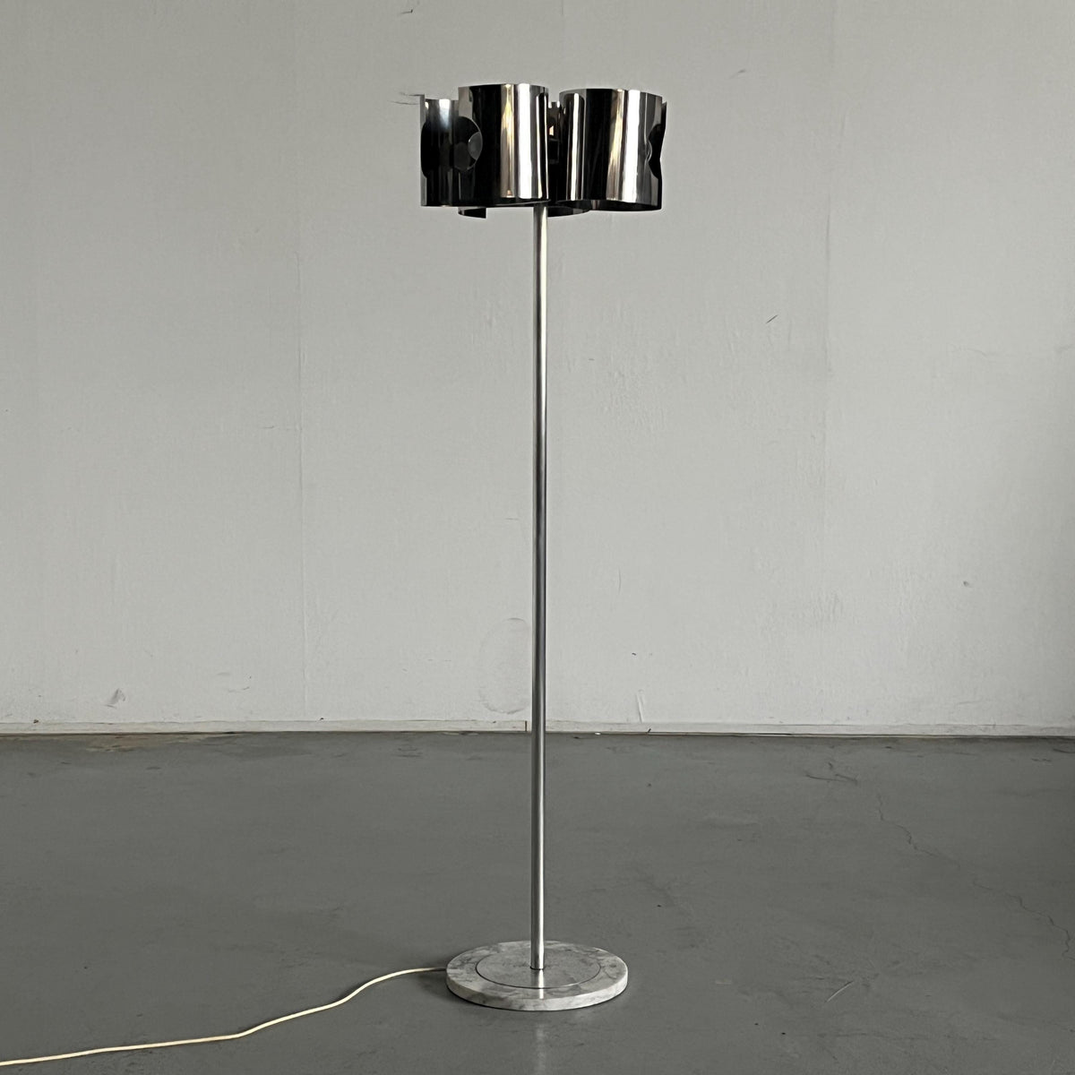 Modernist Italian Space Age Floor Lamp in Chrome and Marble