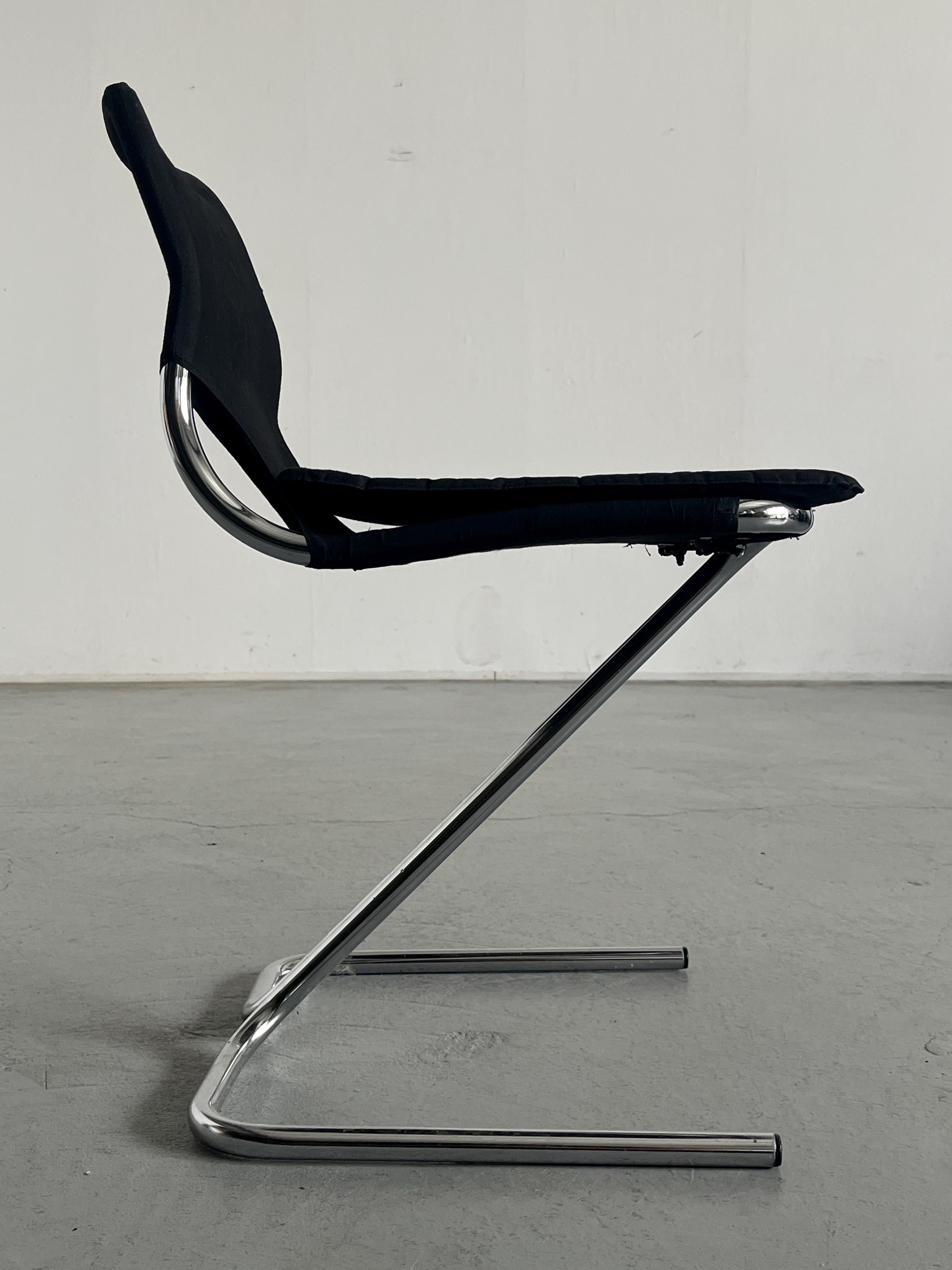 'Formula' Cantilever Dining Chair