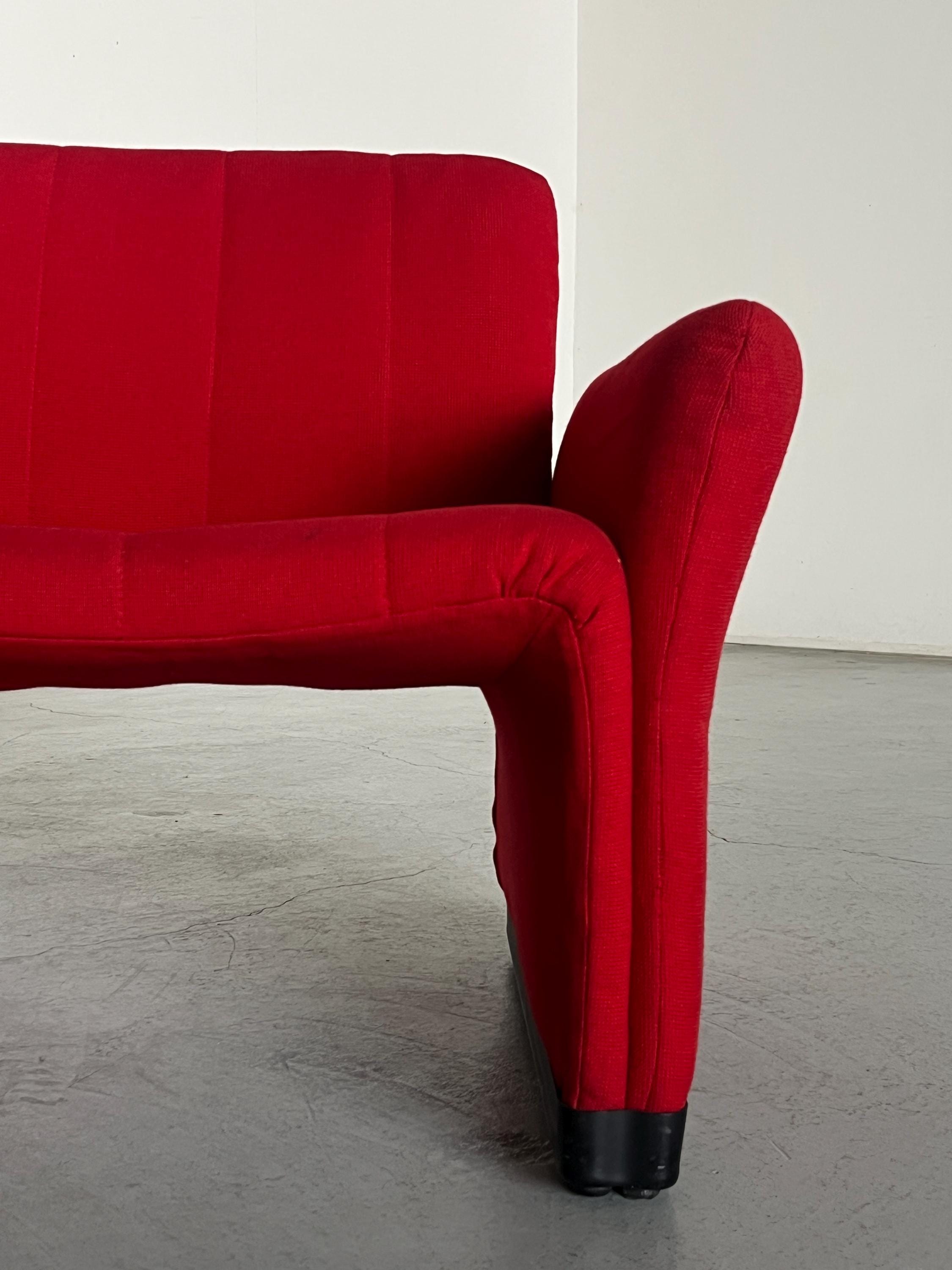 Loveseat in the Style of Giancarlo Piretti