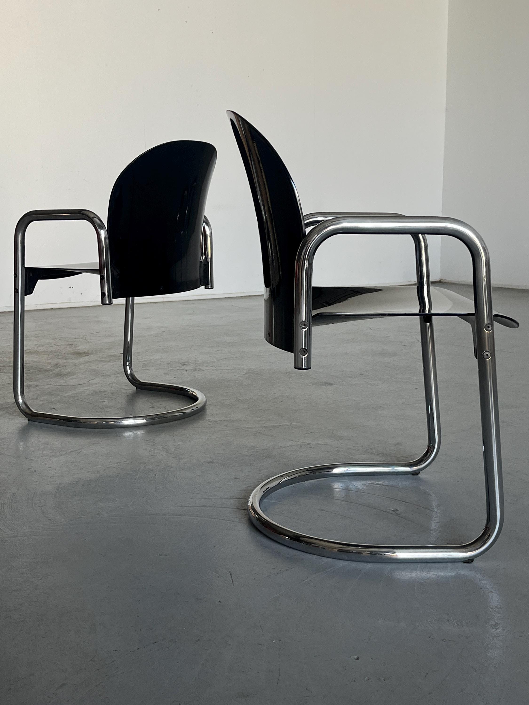 Dialogo Dessau Cantilever Dining Chairs by Afra & Tobia Scarpa for B\&B Italia