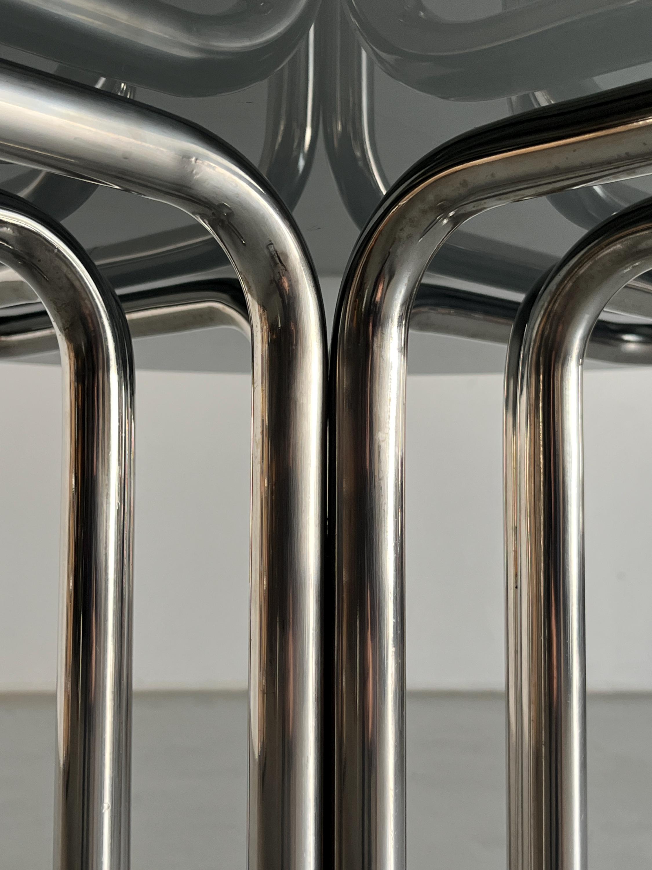 Round Smoked Glass Dining Table in the Style of Giotto Stoppino