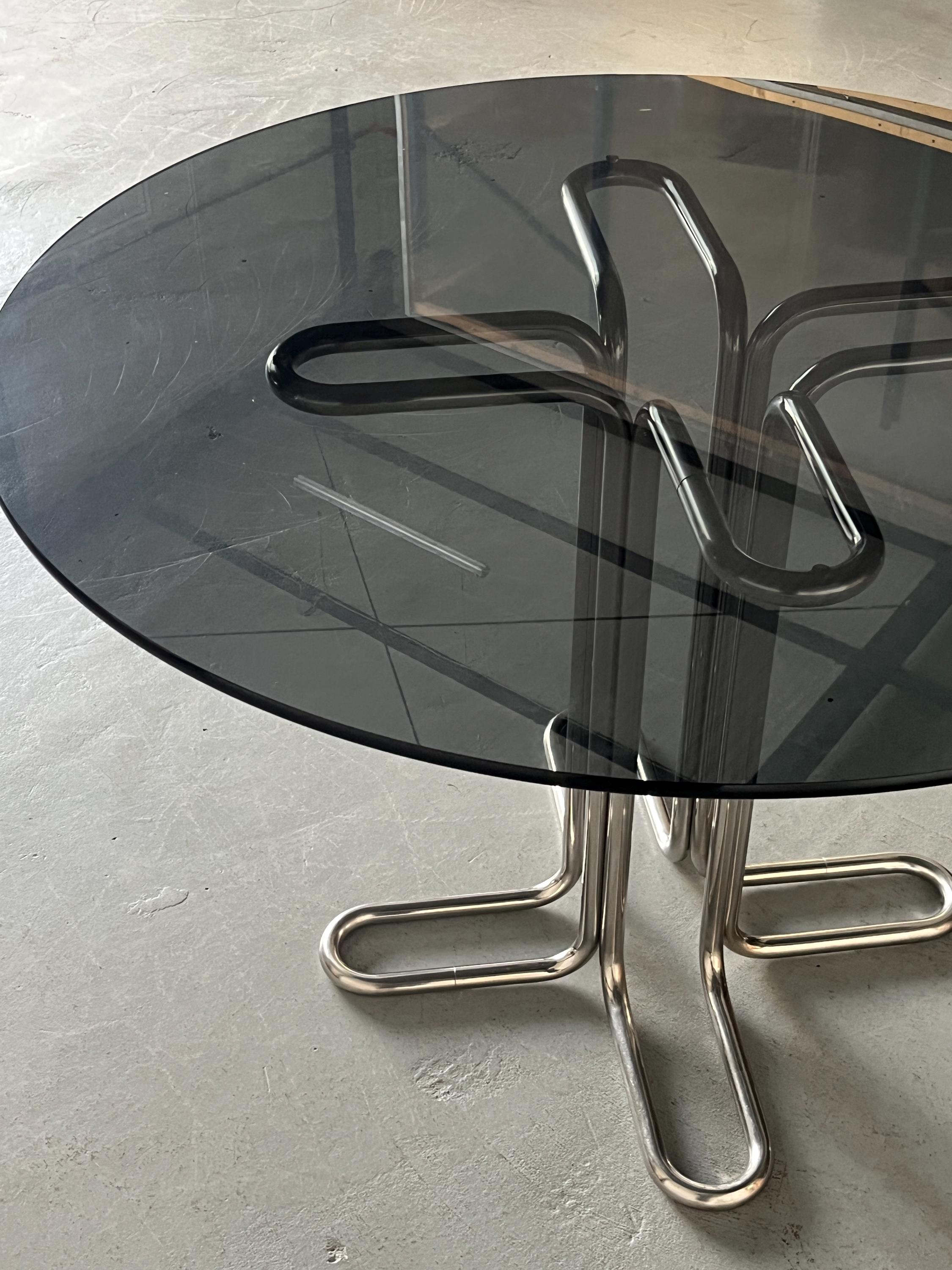 Round Smoked Glass Dining Table in the Style of Giotto Stoppino