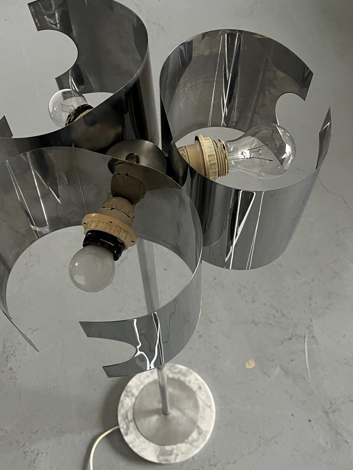 Modernist Italian Space Age Floor Lamp in Chrome and Marble