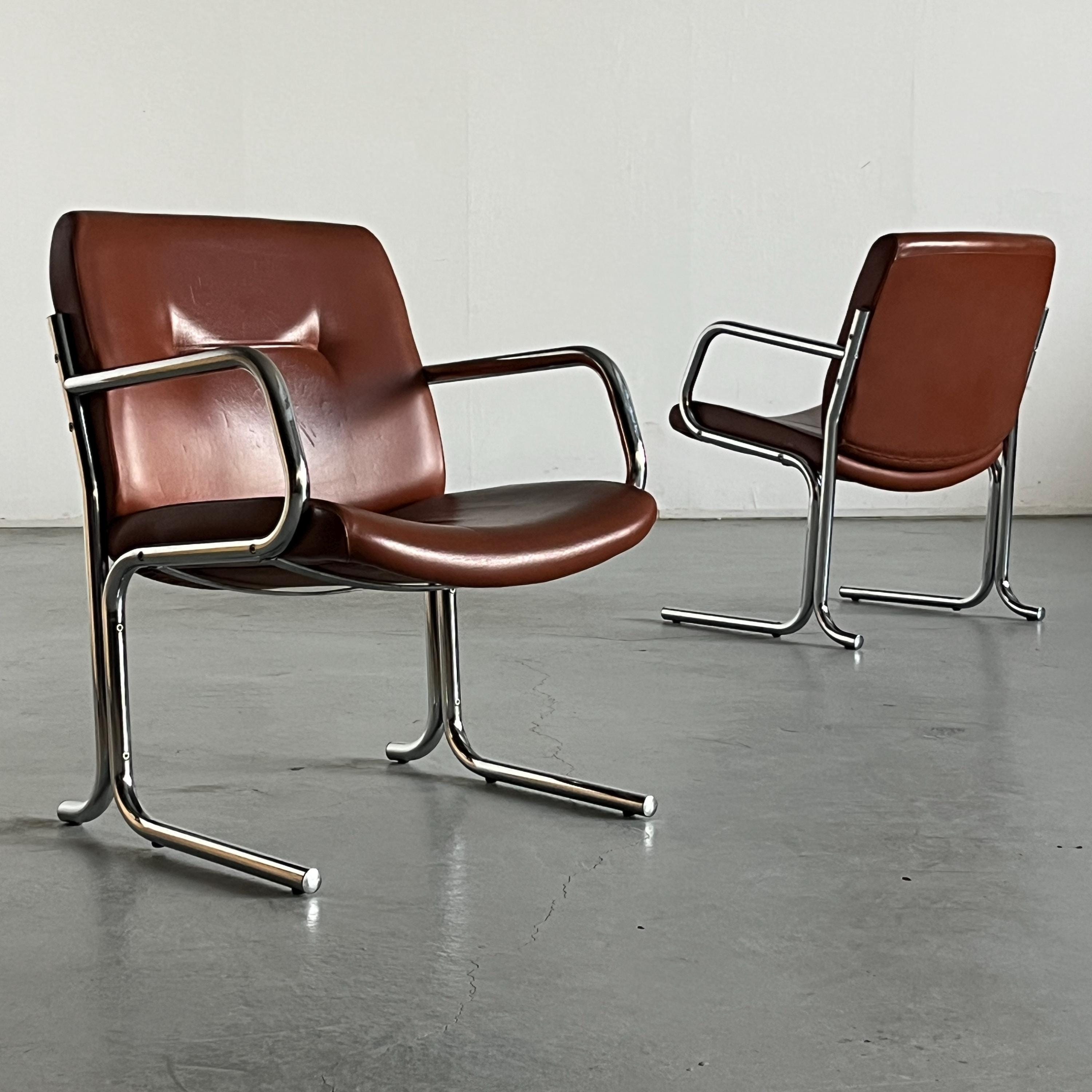 Italian Mid-Century Modern Armchair