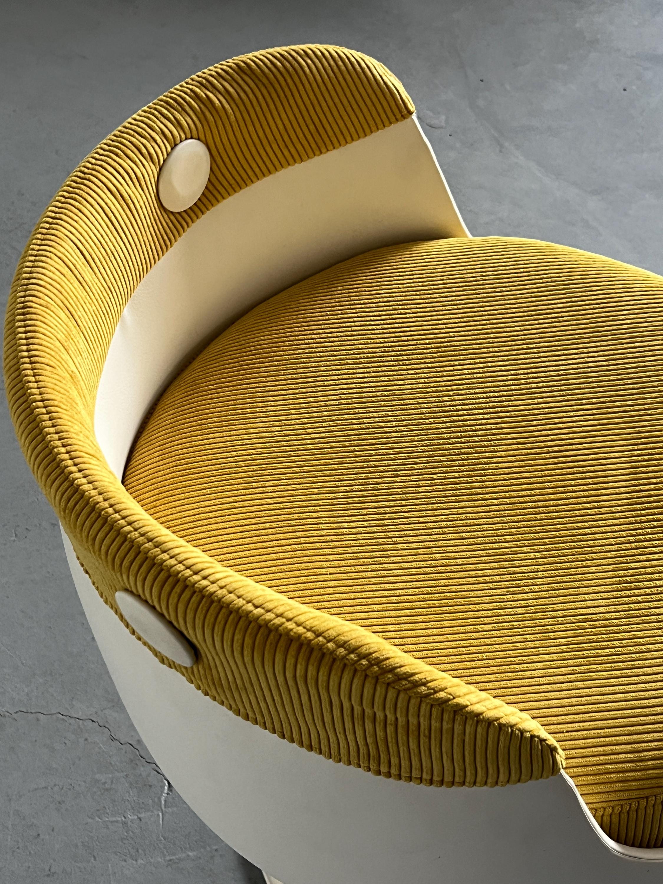 Space Age Tulip Chair in Yellow Corduroy