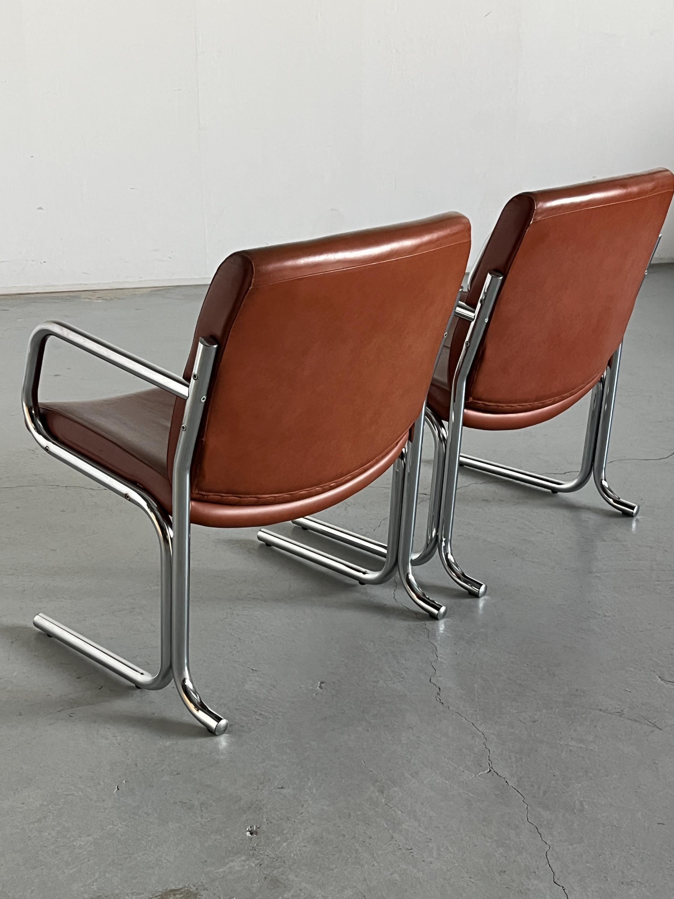 Italian Mid-Century Modern Armchair