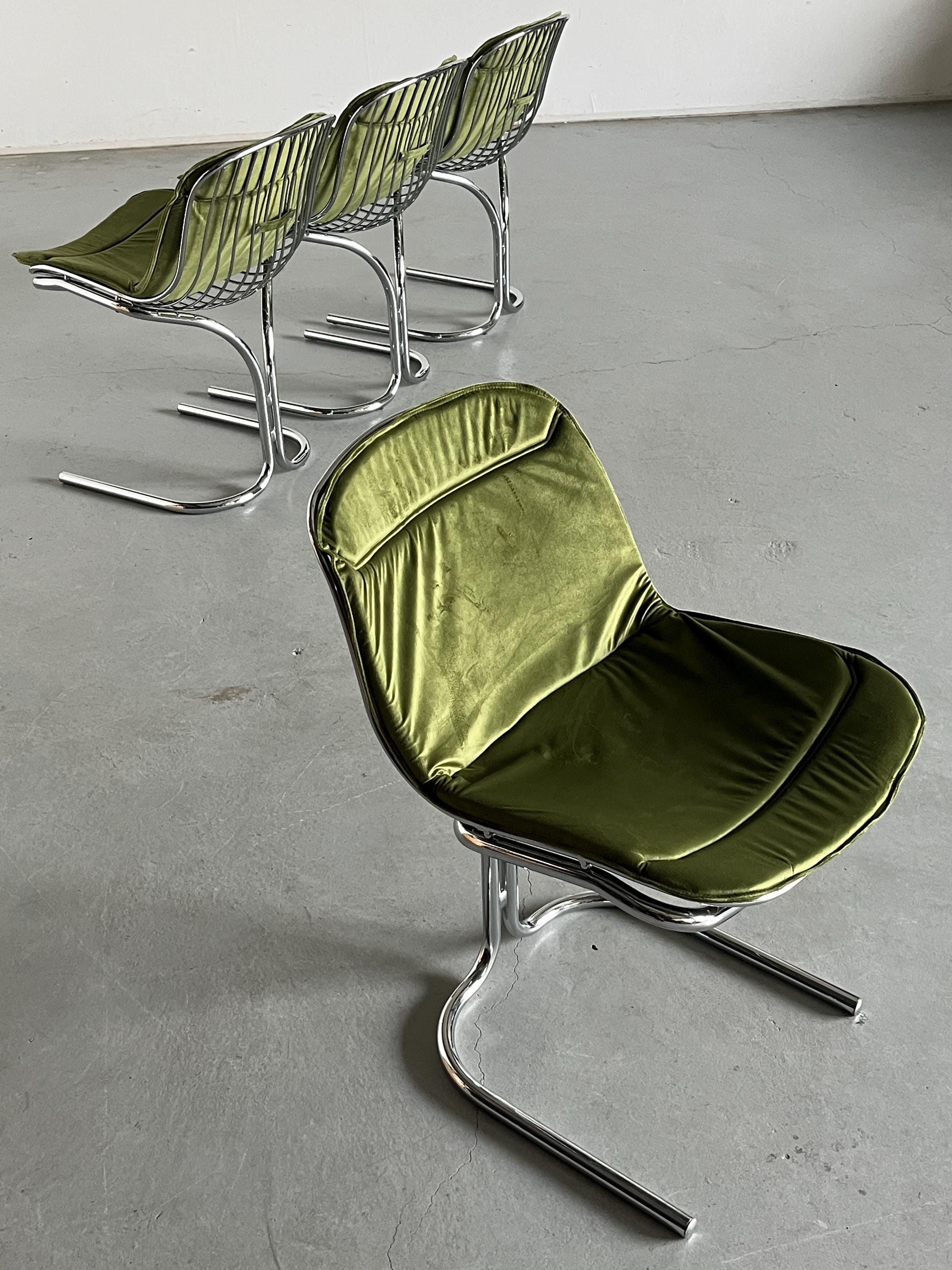 ‘Radiofreccia’ Cantilever Dining Chairs by Gastone Rinaldi