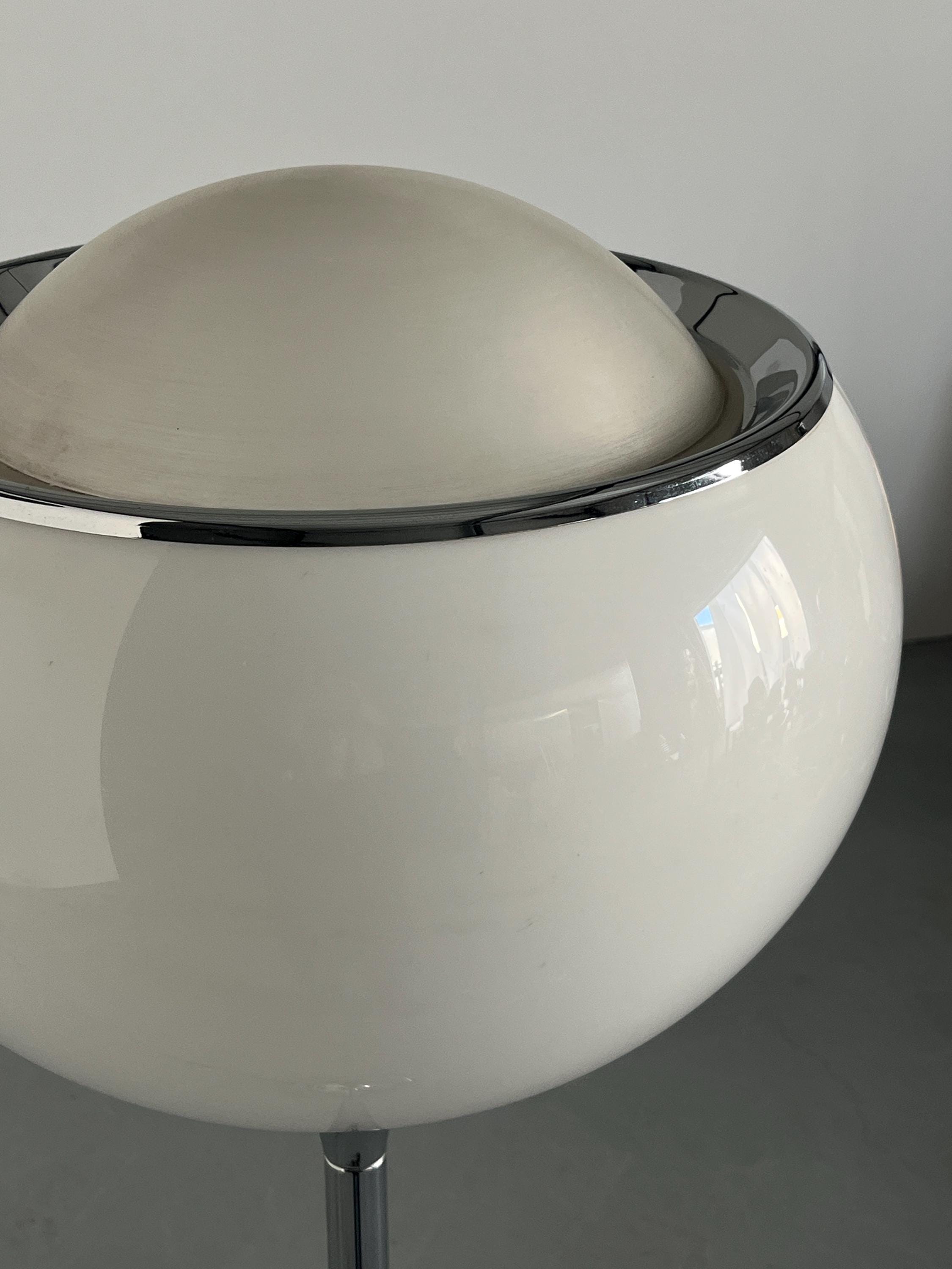 Big Bud Space Age Floor Lamp by Harvey Guzzini