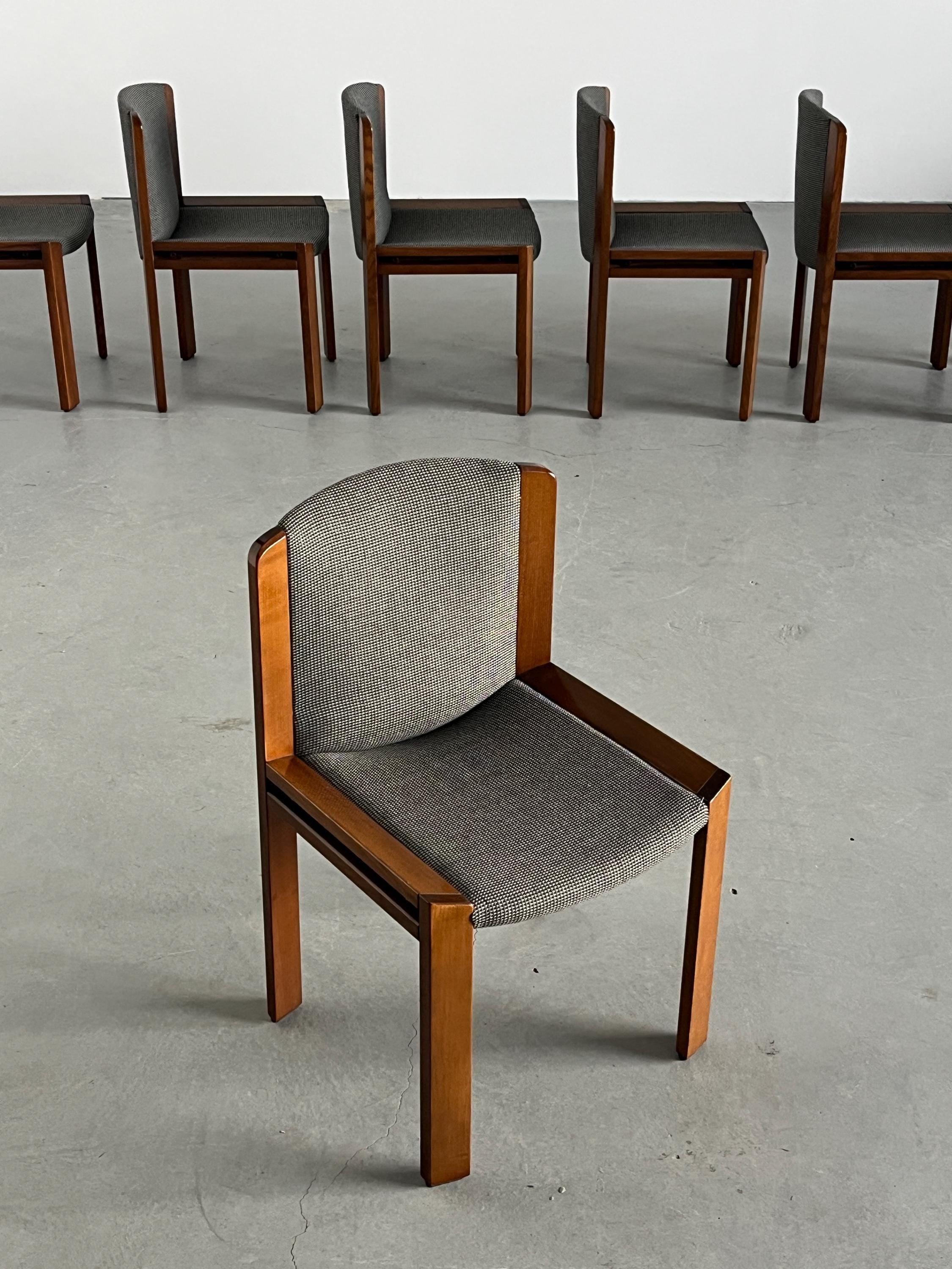 ‘Model 300’ Dining Chairs by Joe Colombo for Pozzi, Oak and Black & White Patterned Upholstery