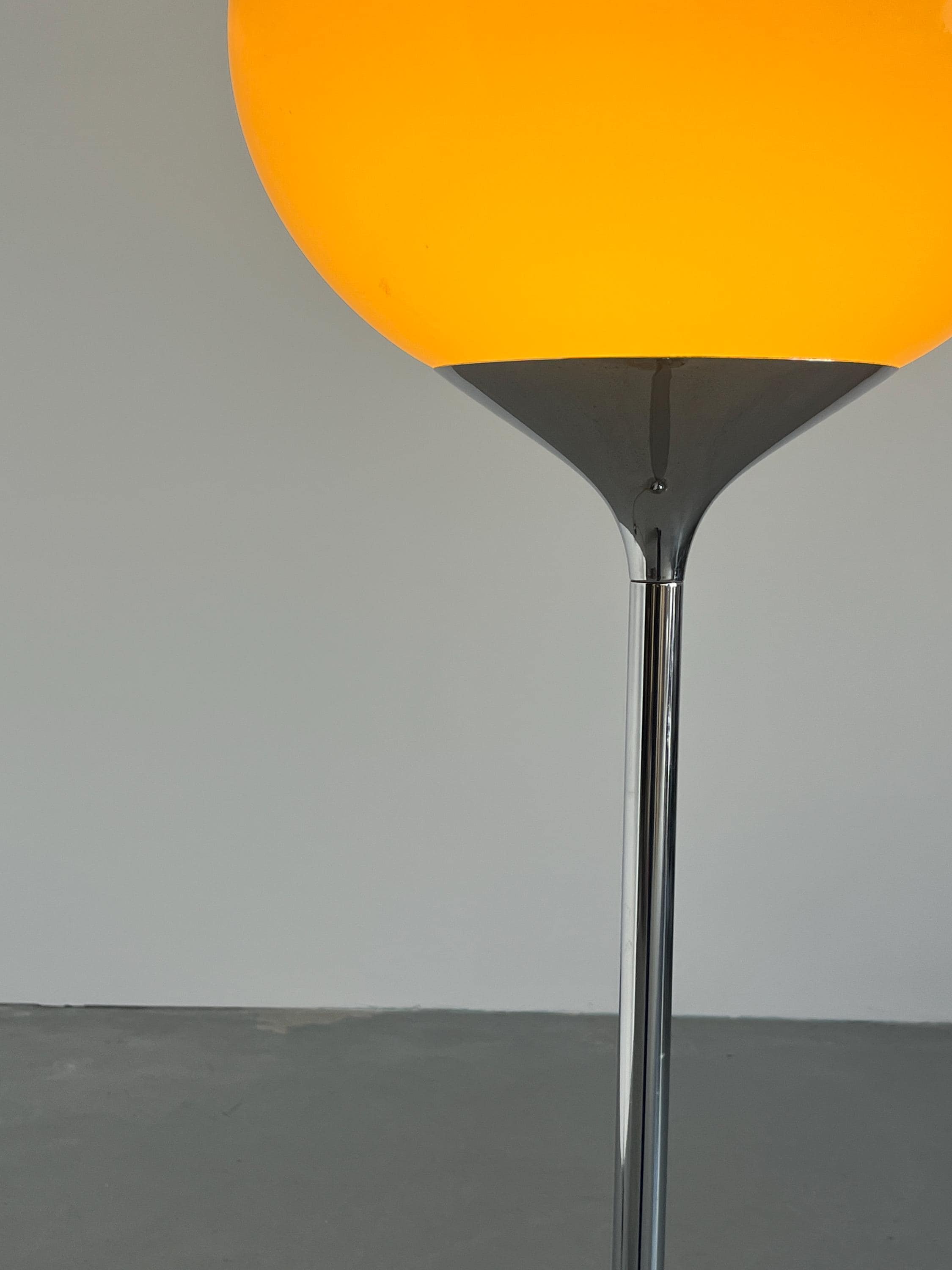 ‘Big Bud’ Floor Lamp by Harvey Guzzini