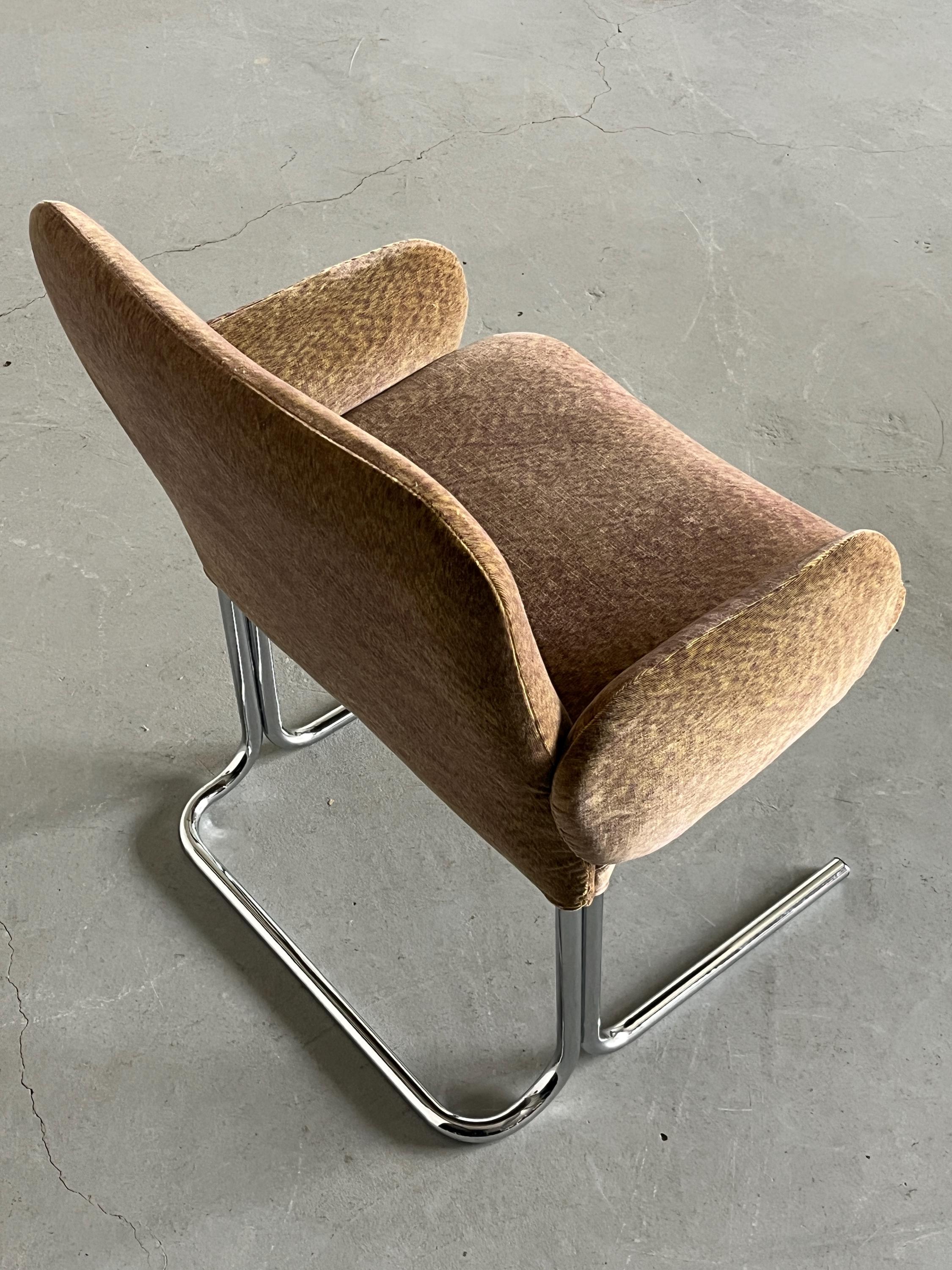 Space Age Armchair in Abstract Patterned Upholstery in Style of Pierre Paulin, 1970s Italy