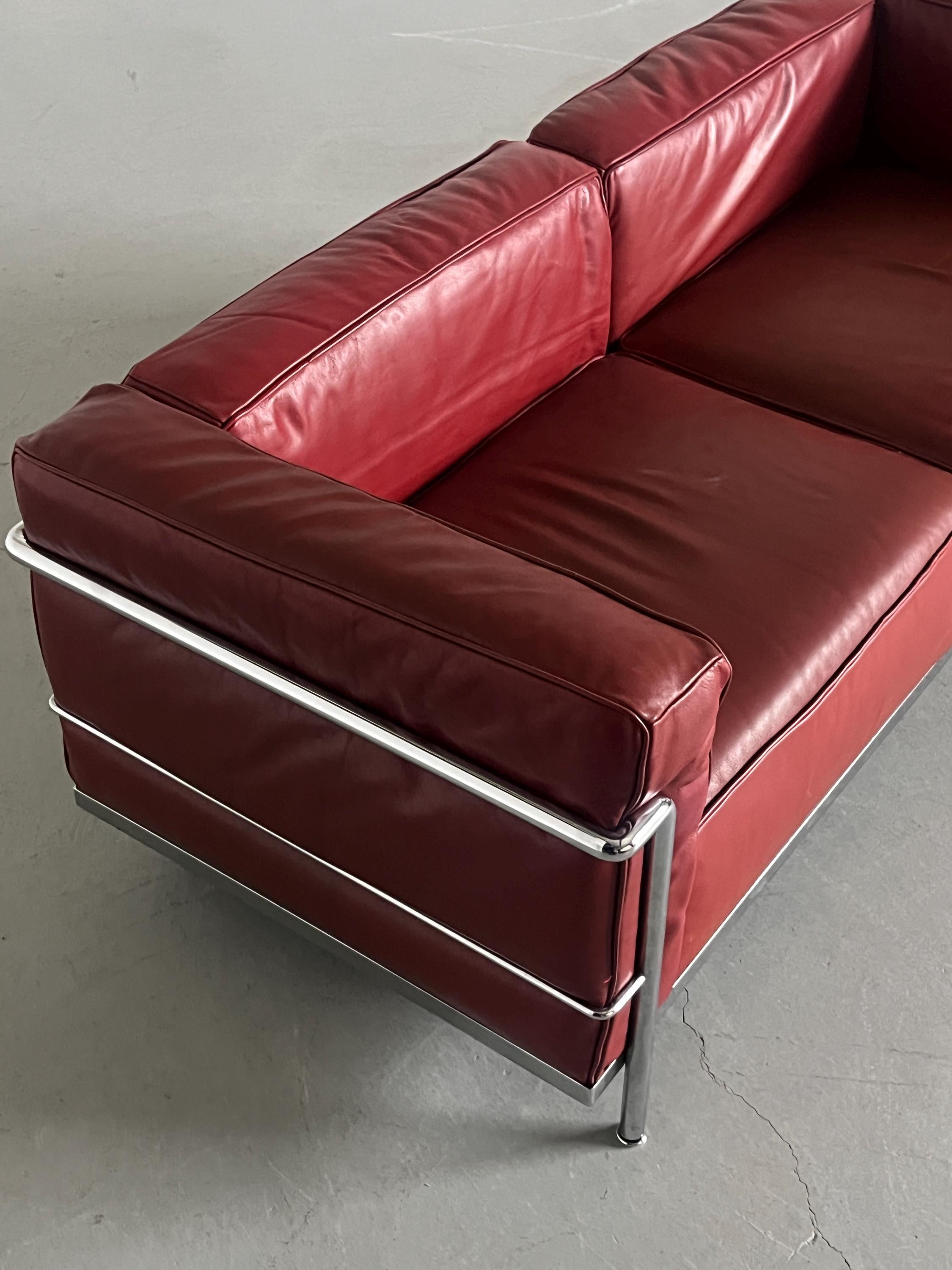 Iconic ‘LC3’ Two-Seater Sofa by Le Corbusier, Charlotte Perriand and Pierre Jeanneret