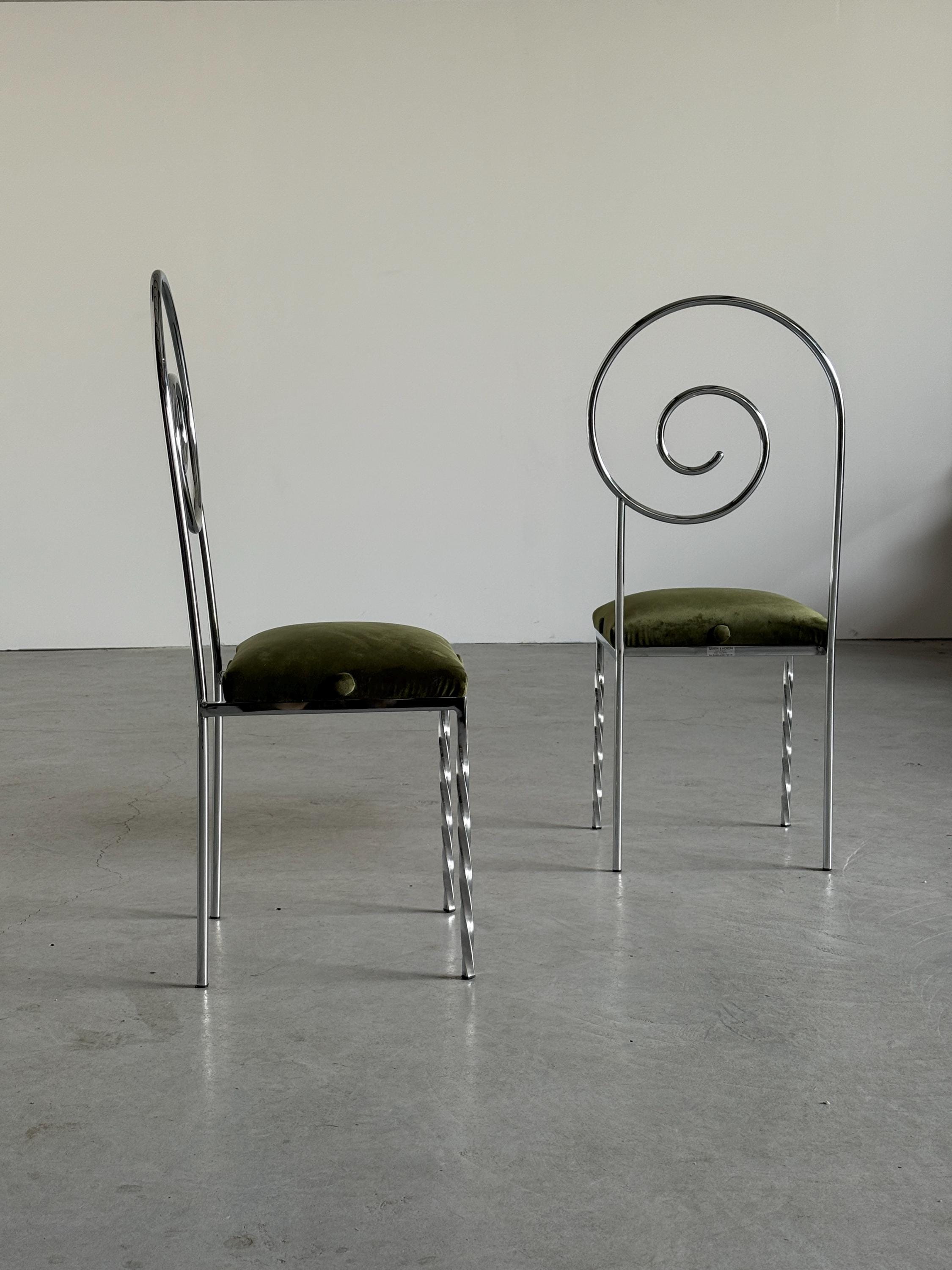 “Suspiral” Chairs by Luigi Serafini for Sawaya &amp; Moroni
