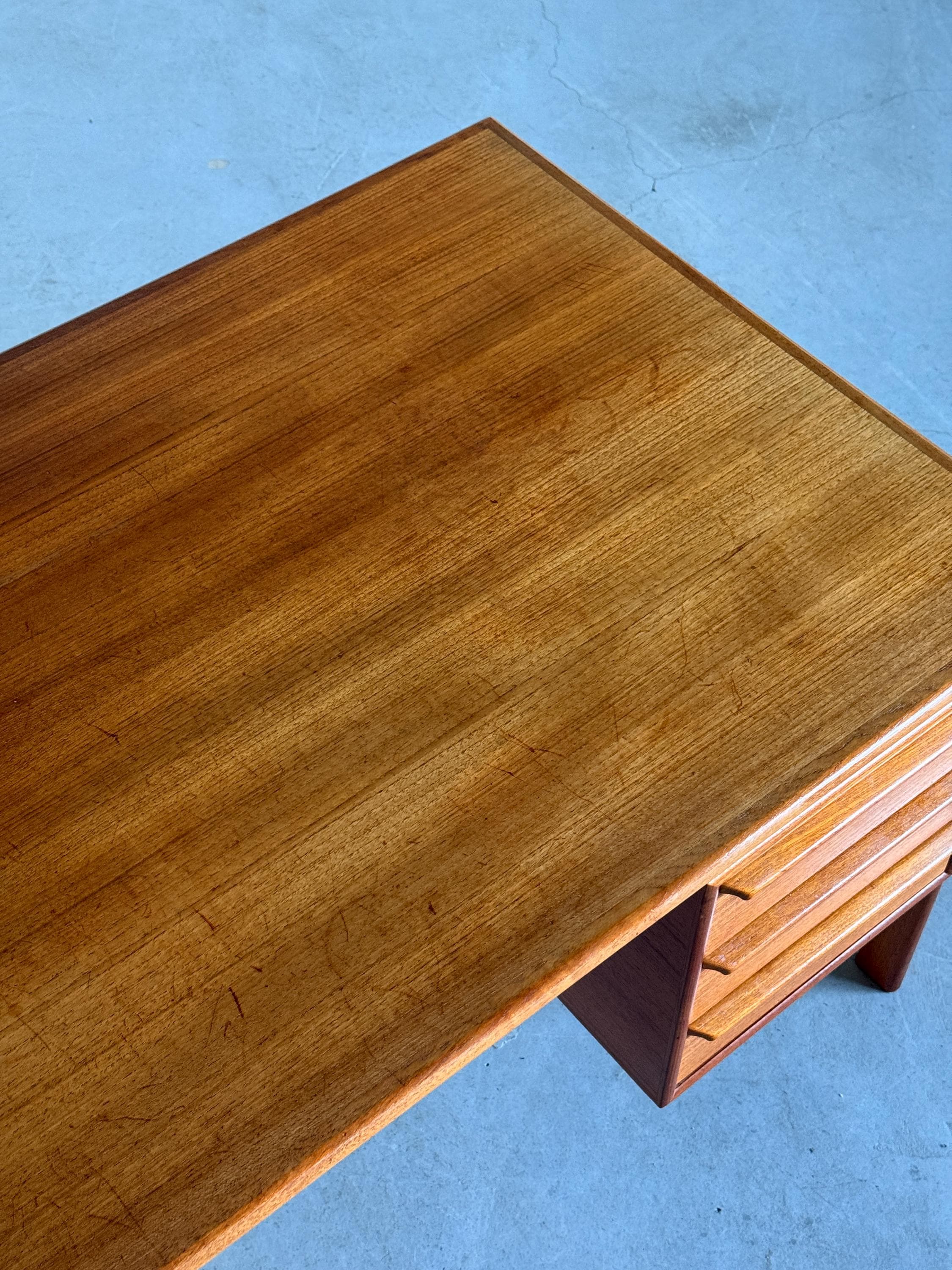 Scandinavian Teak Freestanding Desk by GV Møbler