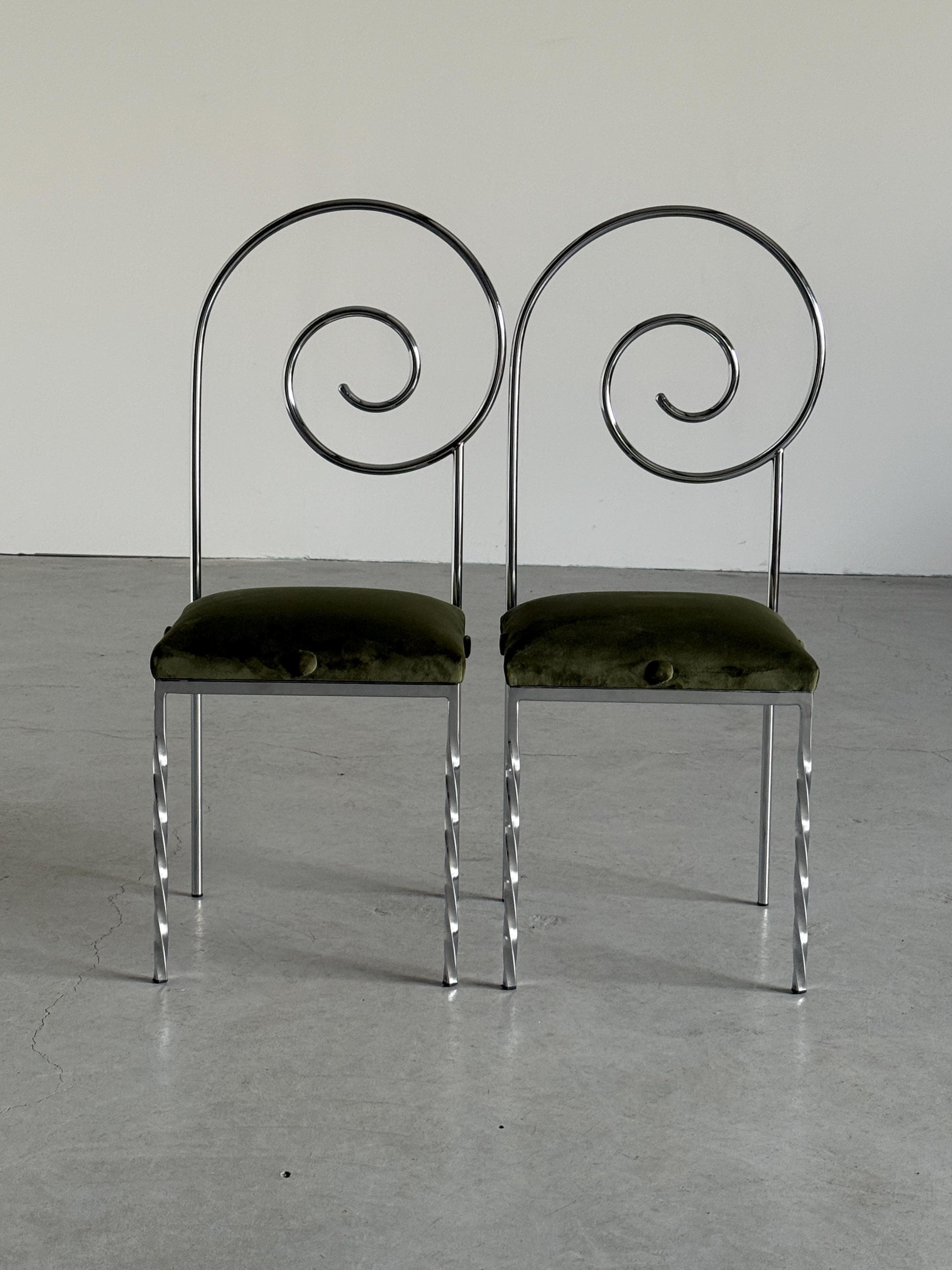 “Suspiral” Chairs by Luigi Serafini for Sawaya &amp; Moroni