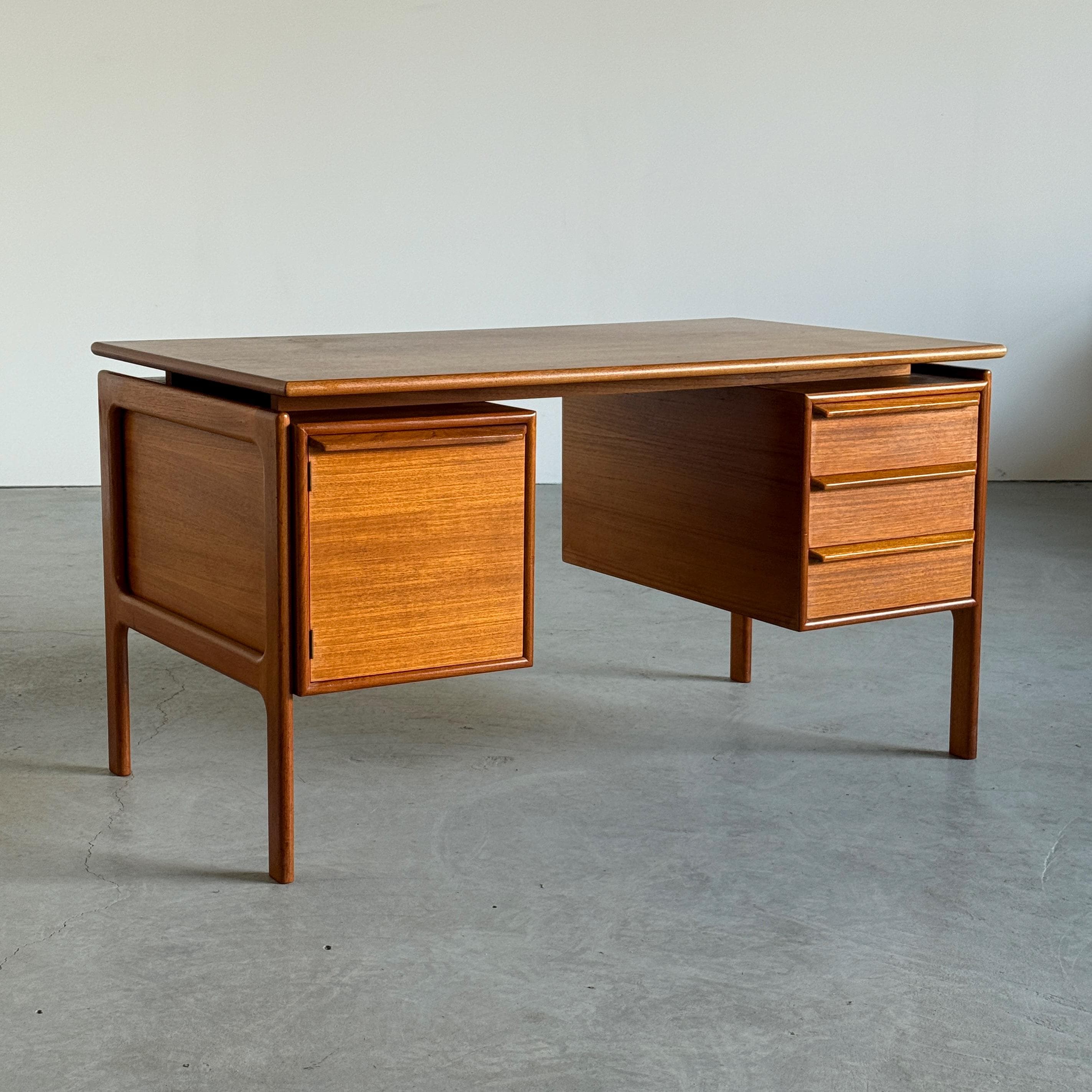 Scandinavian Teak Freestanding Desk by GV Møbler