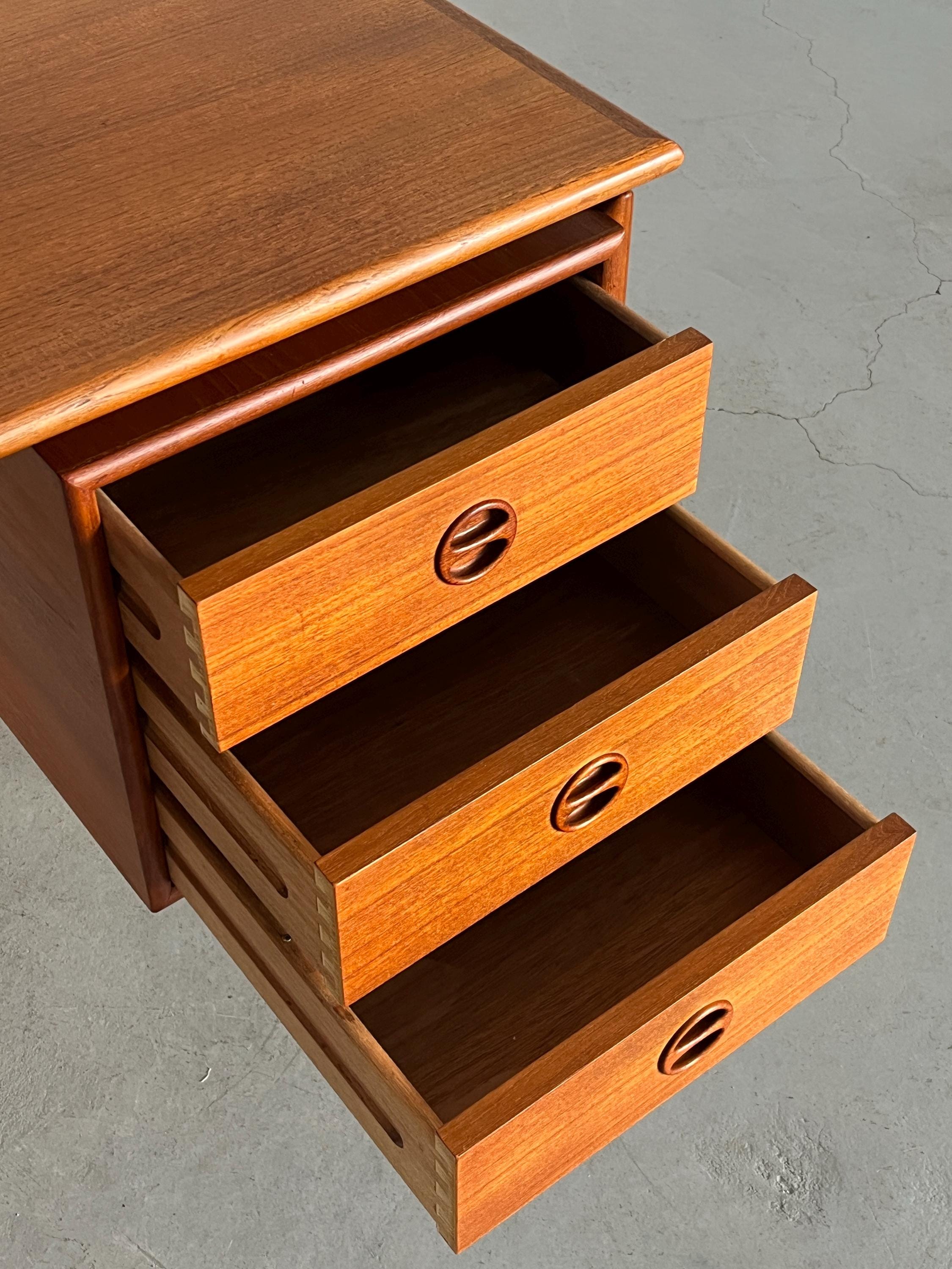 Danish Office Desk by Arne Vodder for GV Møbler