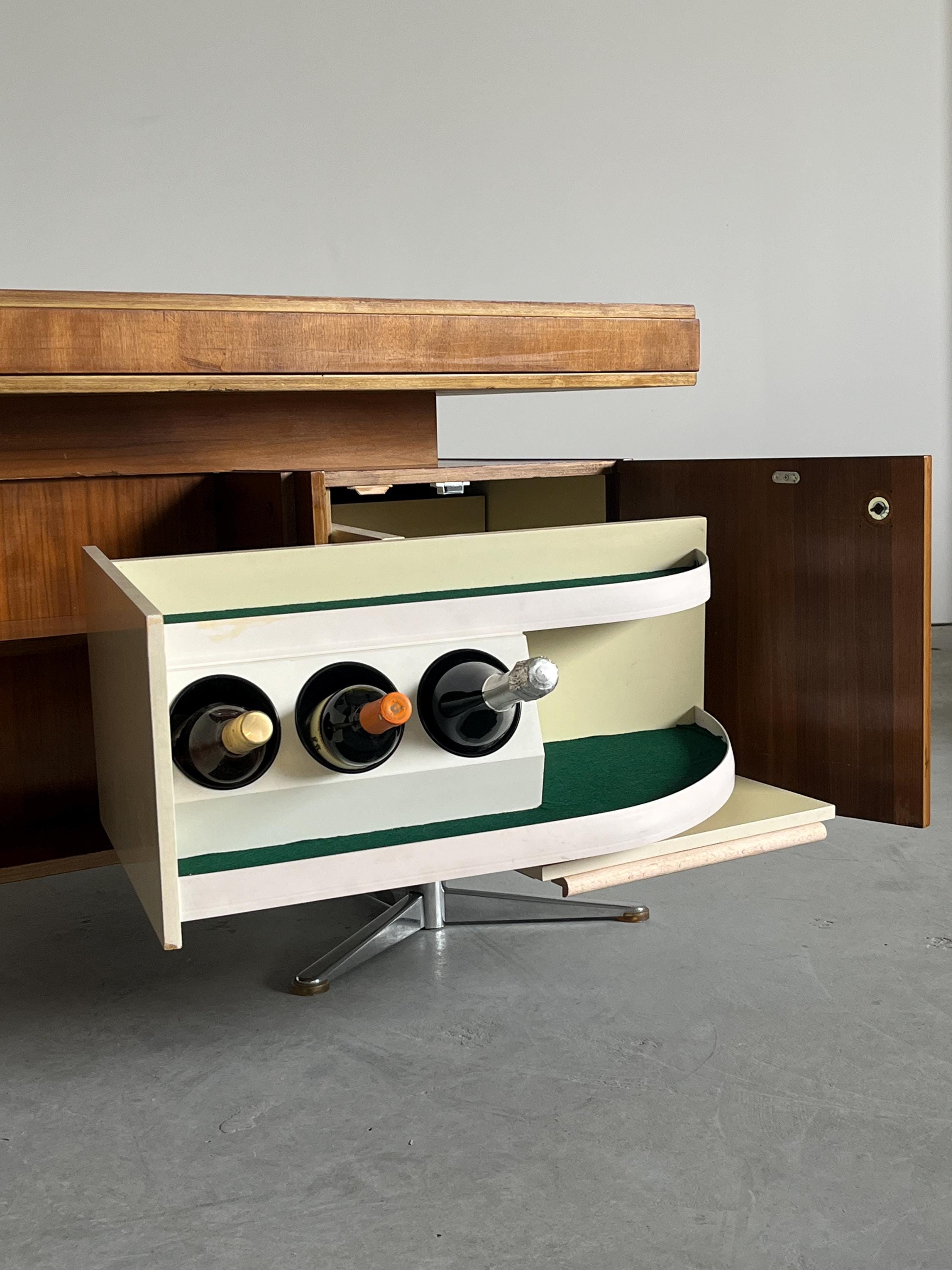 Mid-Century Executive Desk in Walnut Veneer, West Germany