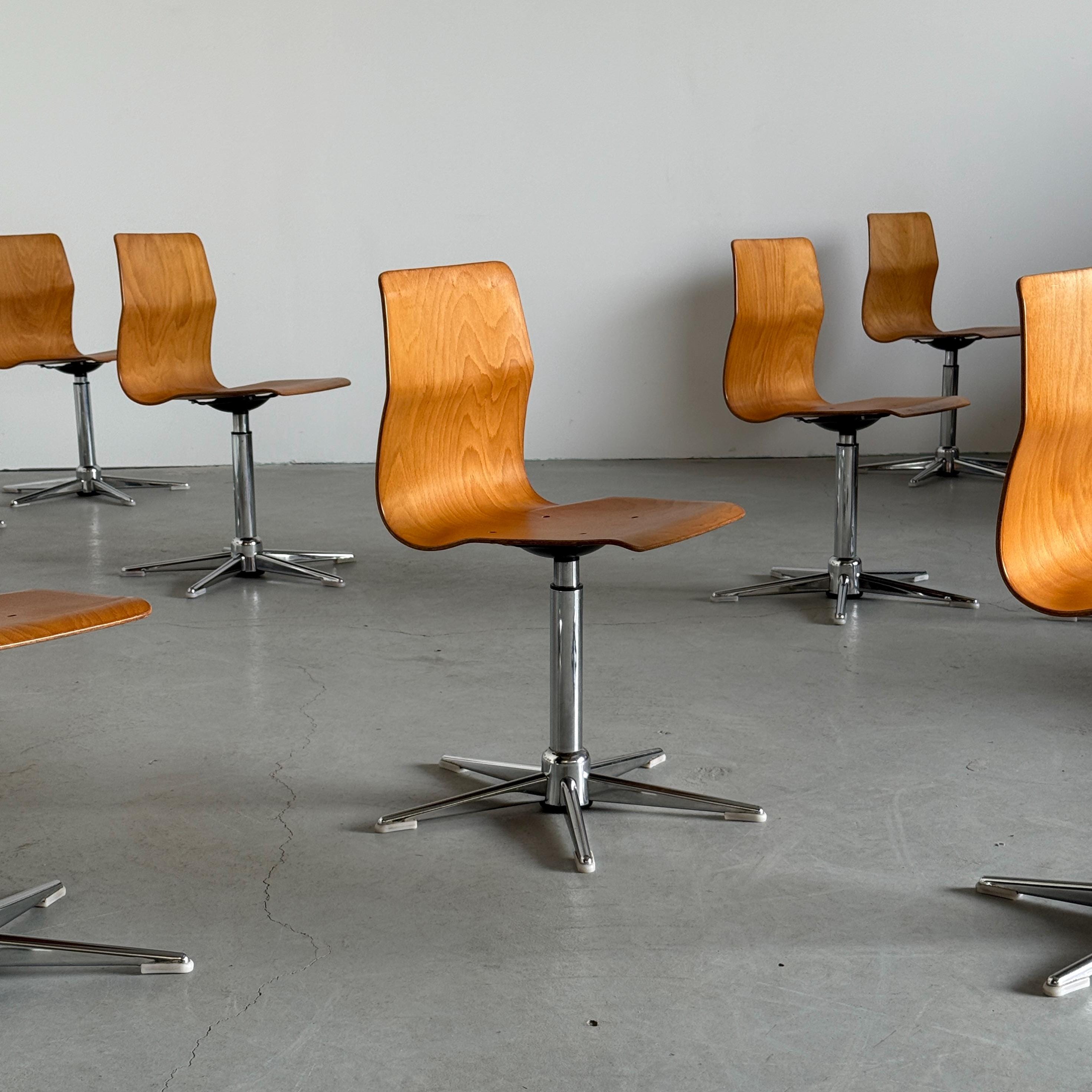 Pagholz Adjustable Bentwood Swivel Chairs