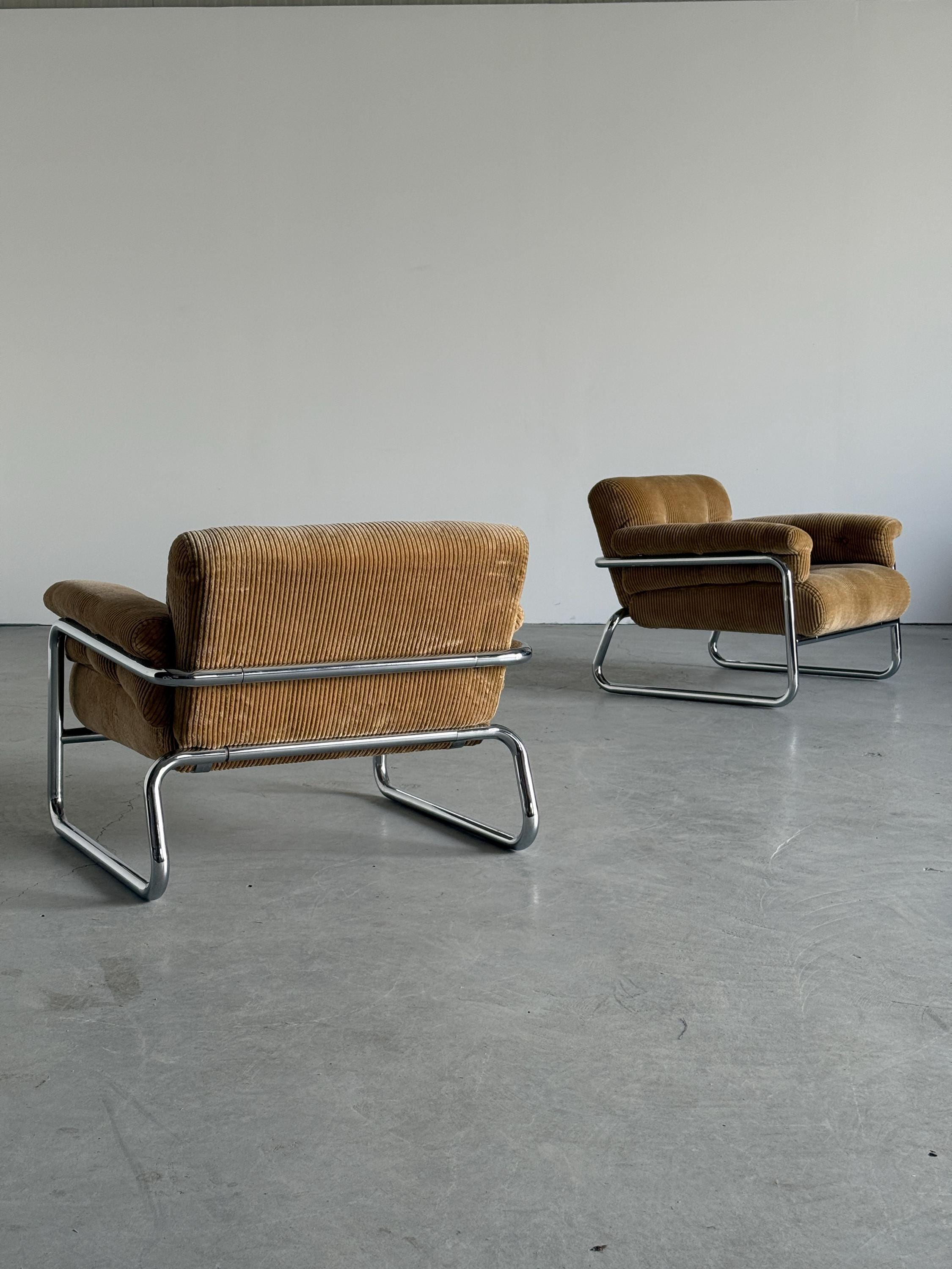 Lounge Chairs in Beige Corduroy