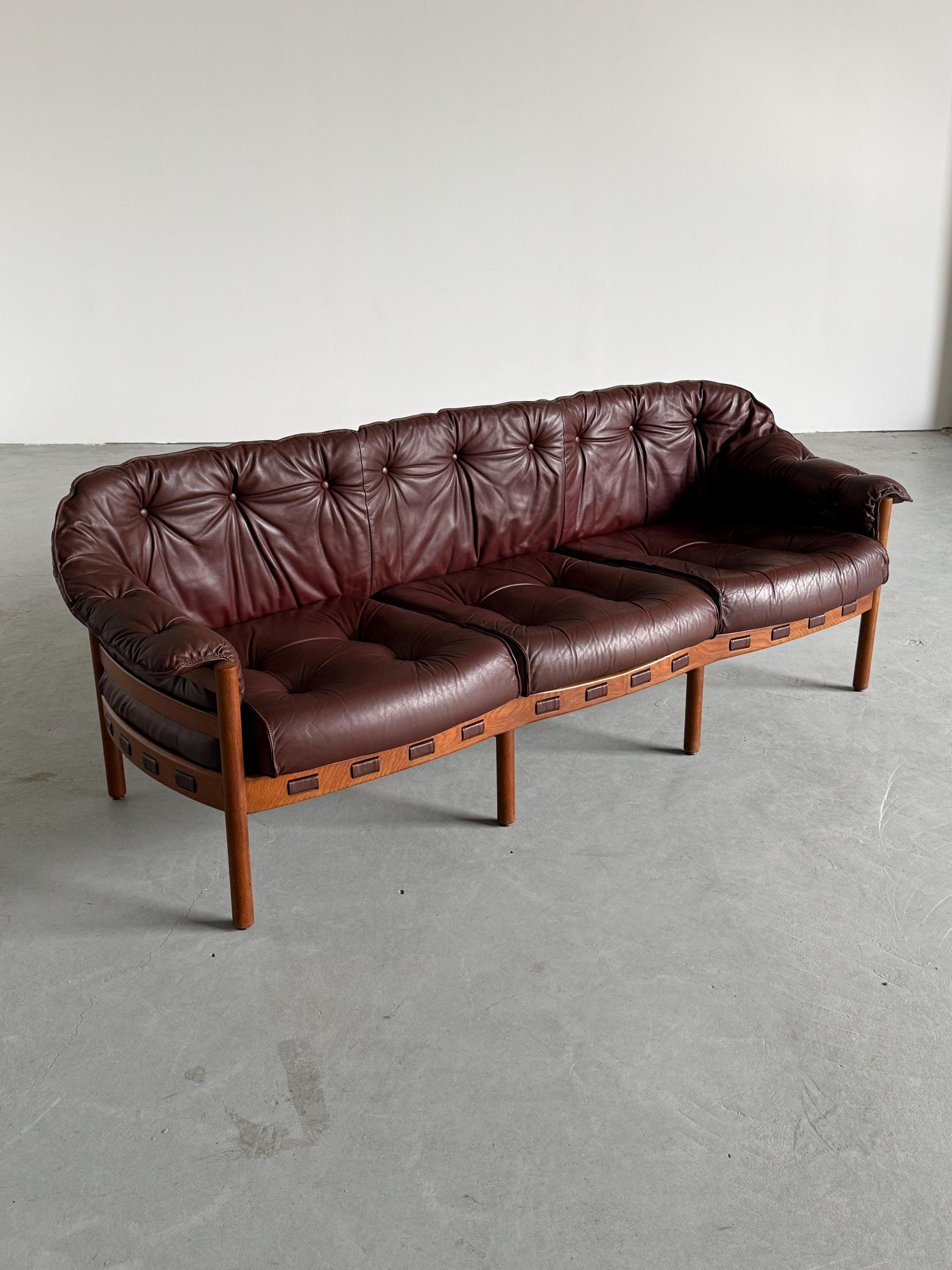 'Model 925' Three-Seater Sofa by Arne Norell for Coja Culemborg