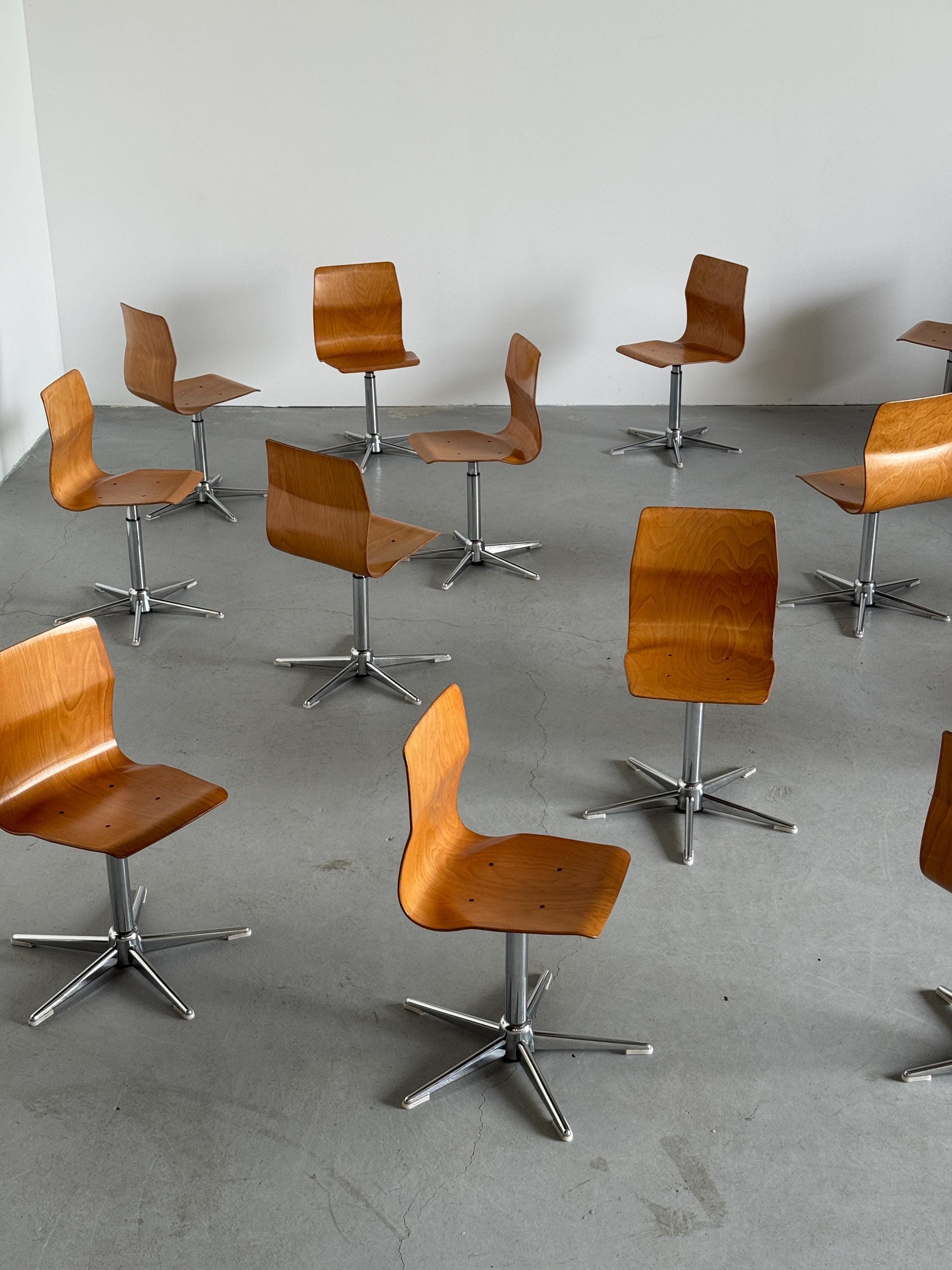 Pagholz Adjustable Bentwood Swivel Chairs