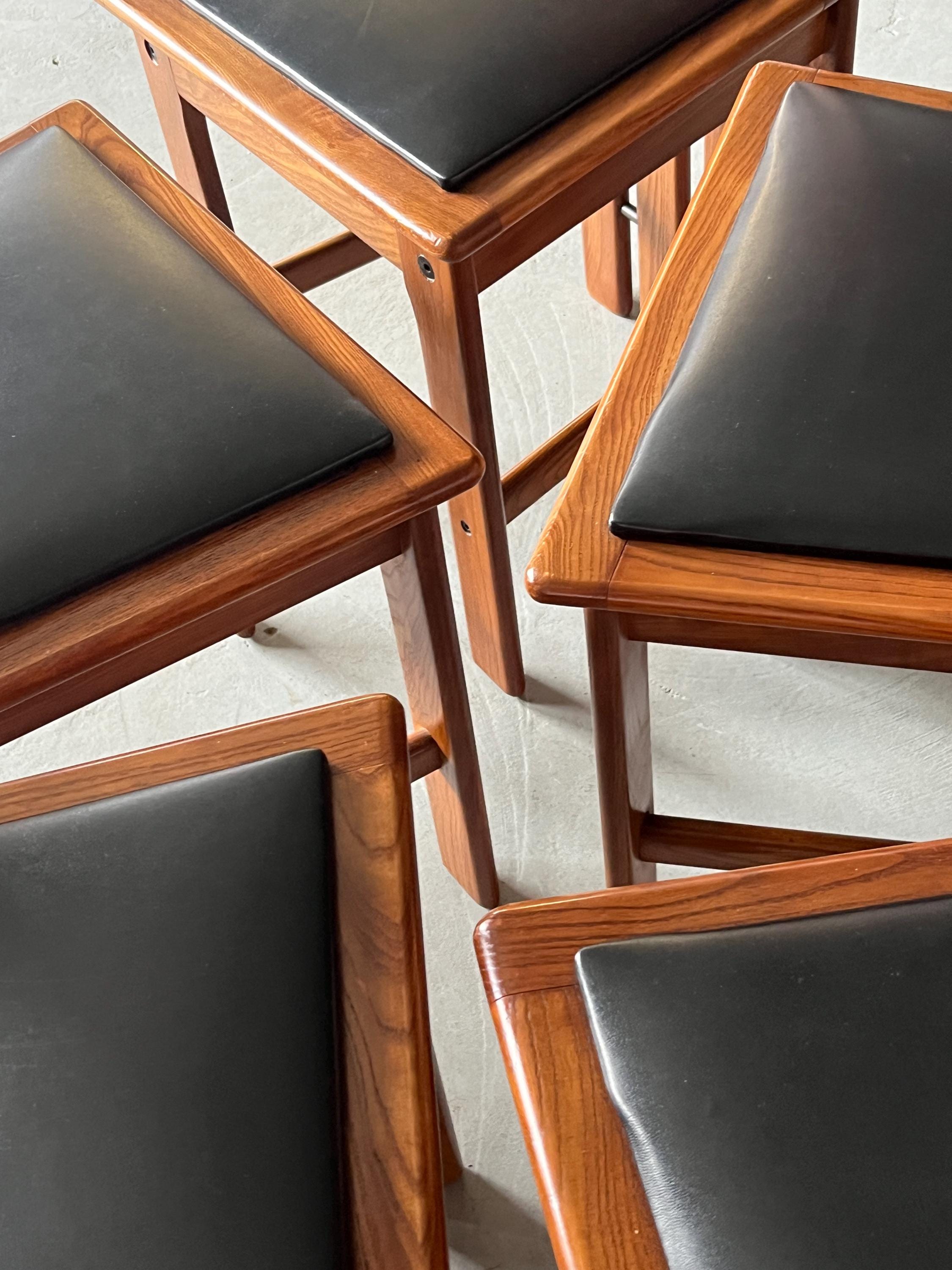 Dining Chairs in Wood and Black Leather