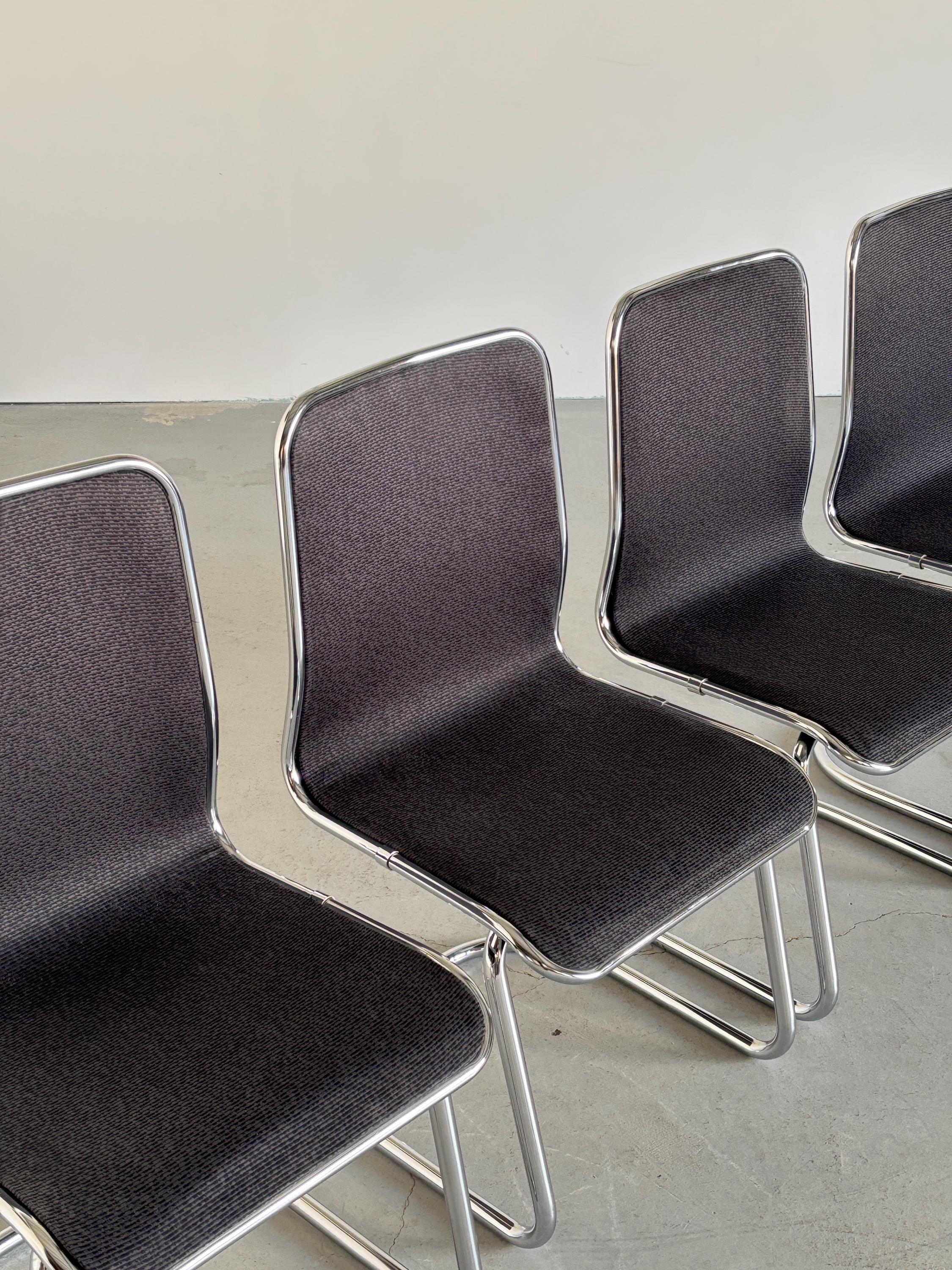 ‘Taro’ Cantilever Dining Chairs by Tacke Sitzmobel