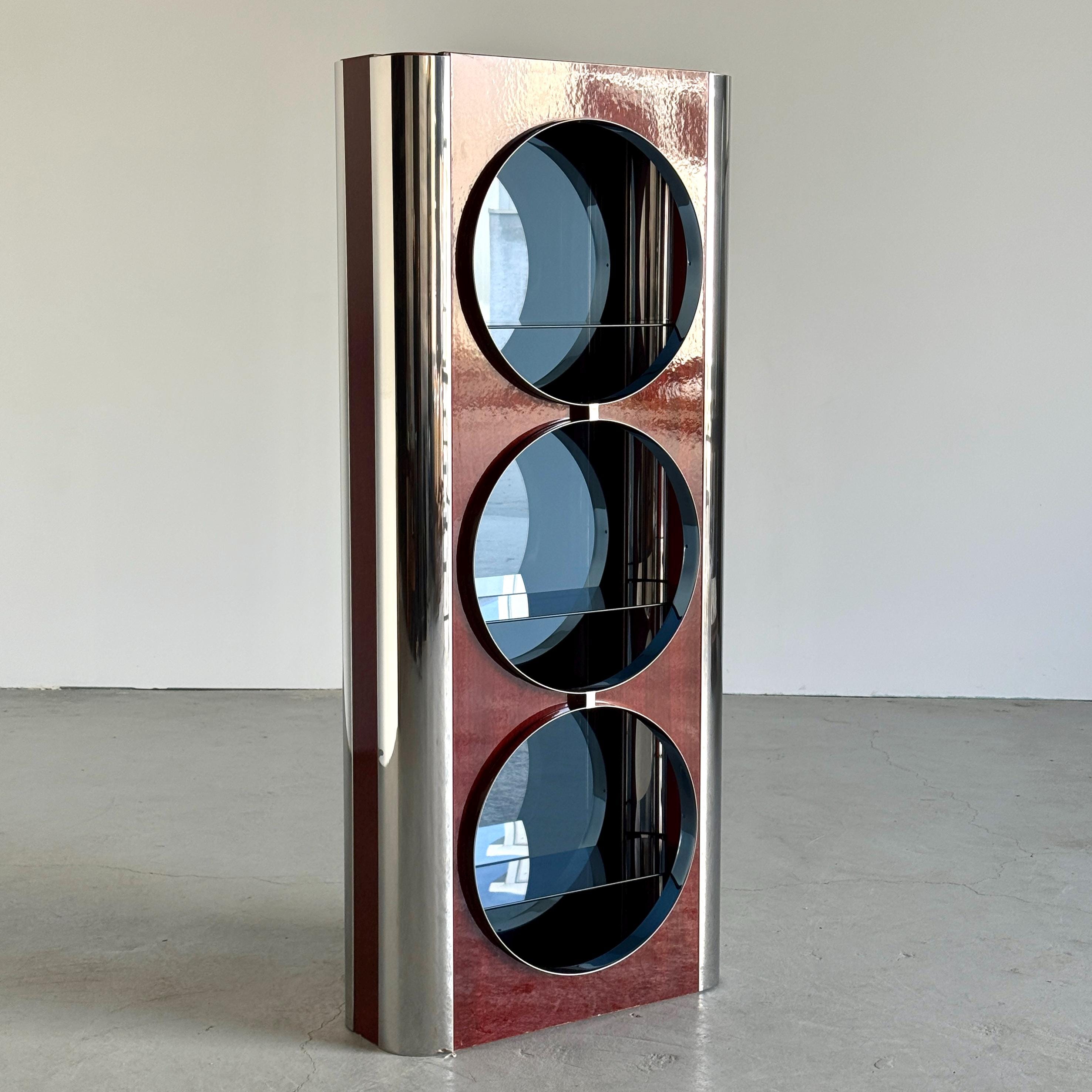 Mid-Century Showcase Bar Attributed to Willy Rizzo