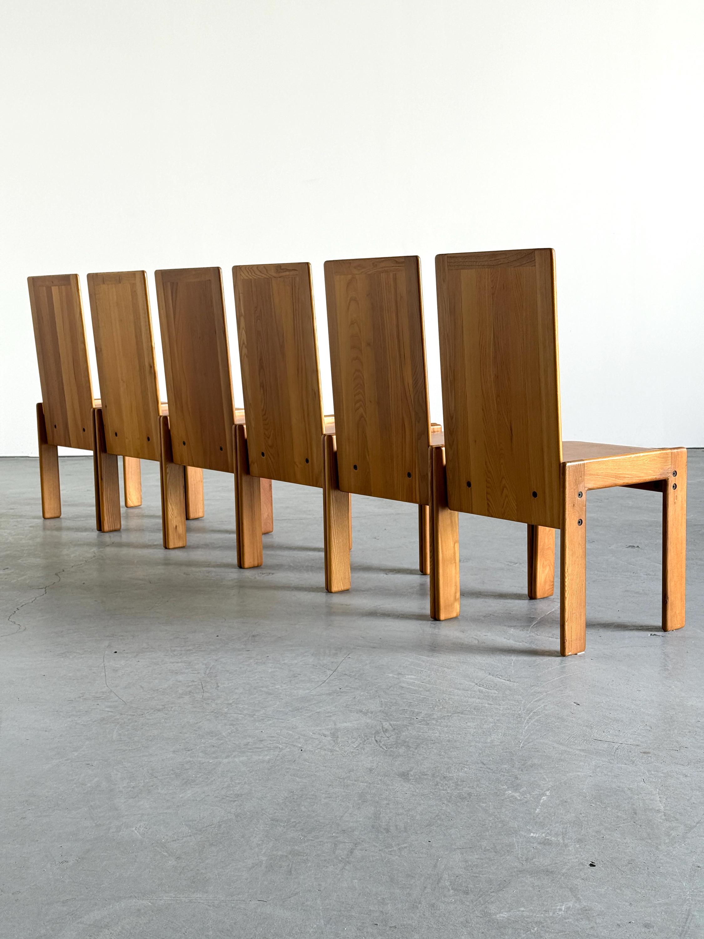 Elegant Dining Chairs in Elm and Leather