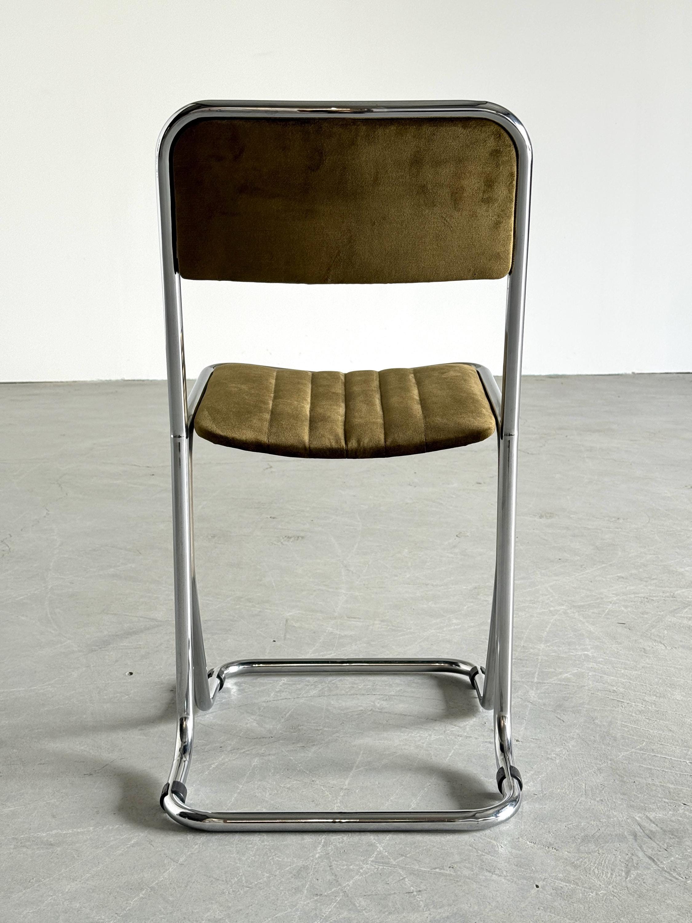Cantilever Chair in Dark Green Velvet Upholstery
