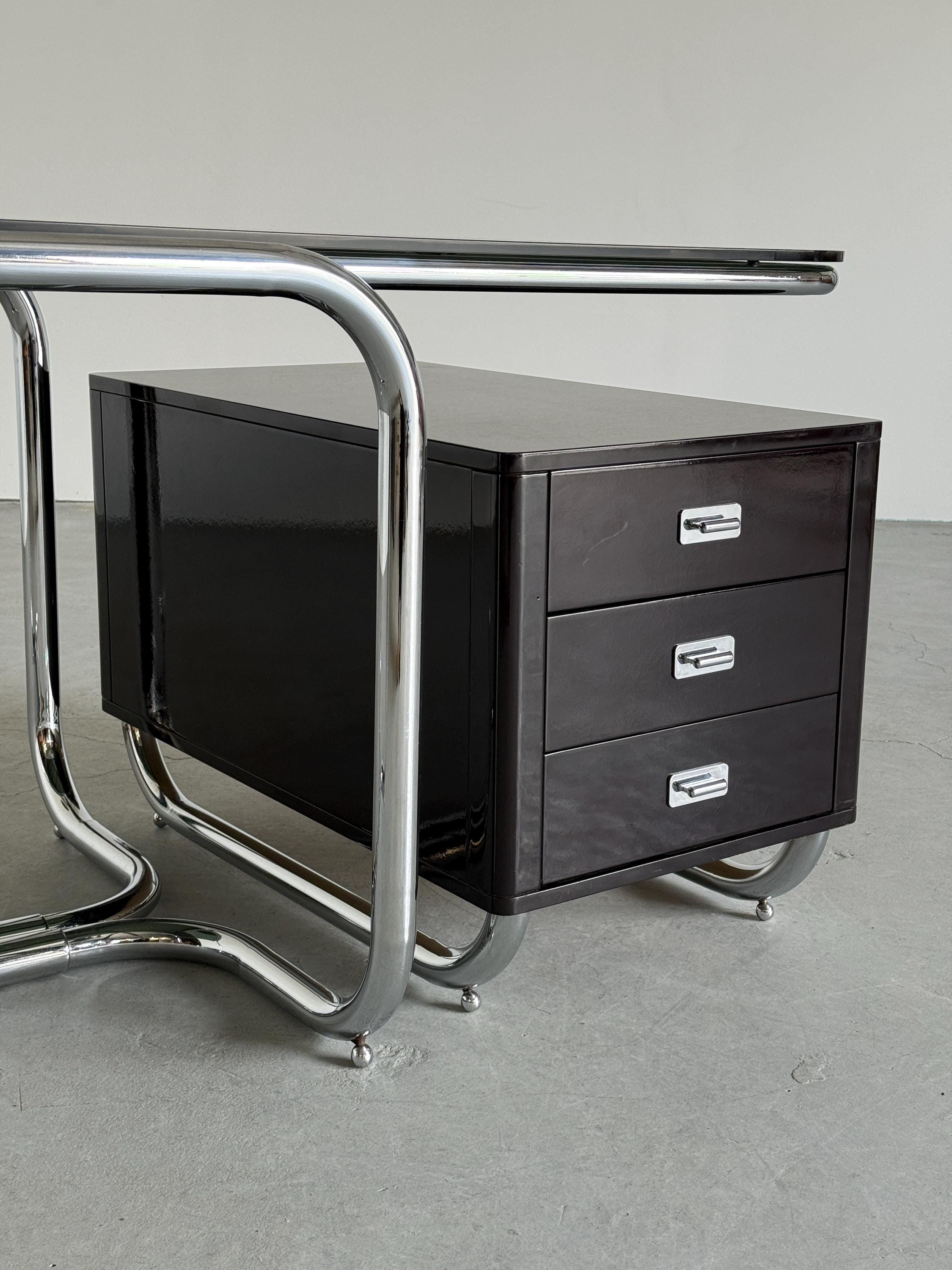 Office Desk in Chrome Tubular Steel, Glass and Lacquered Wood