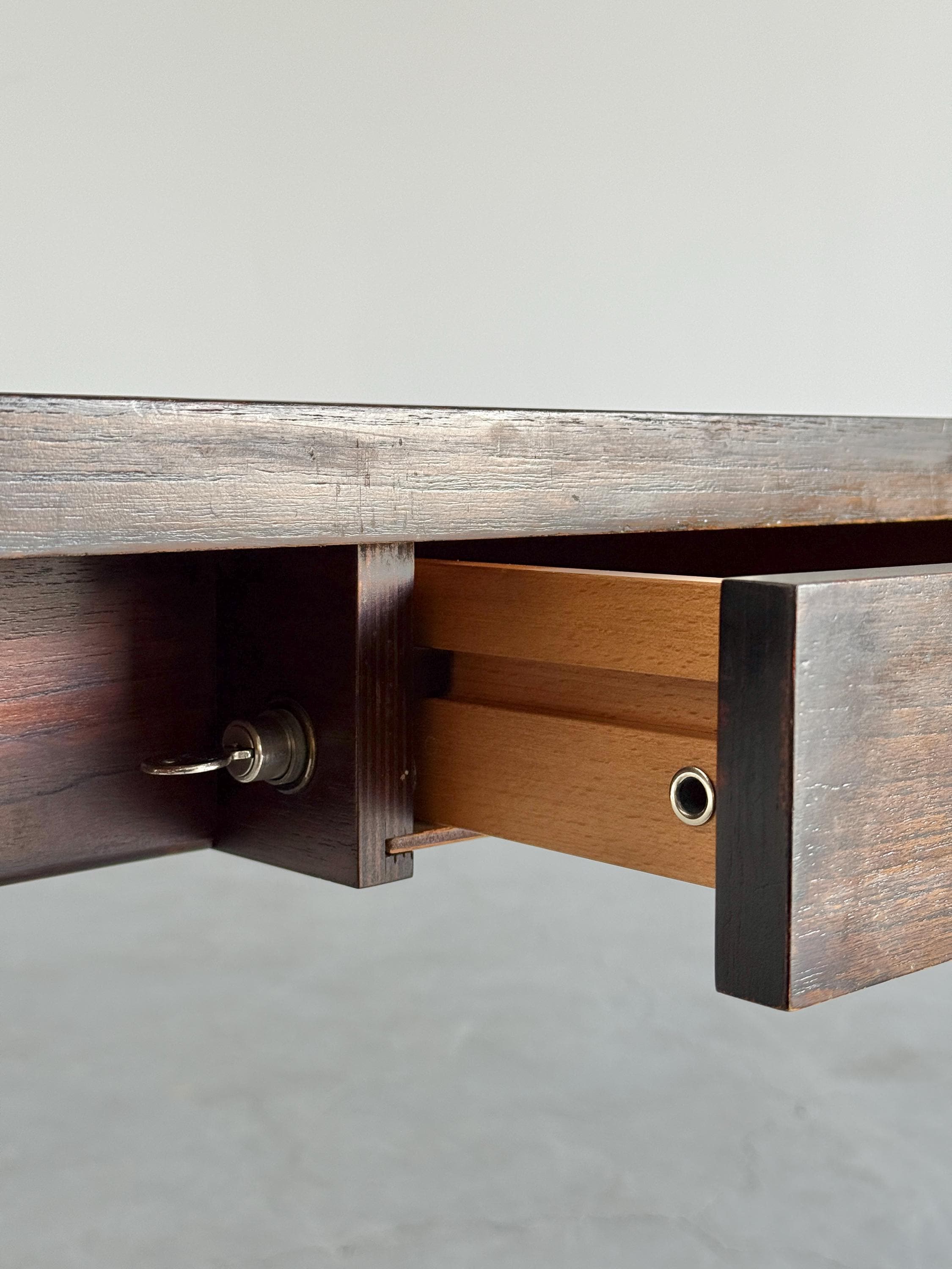 Walter Knoll Executive Desk