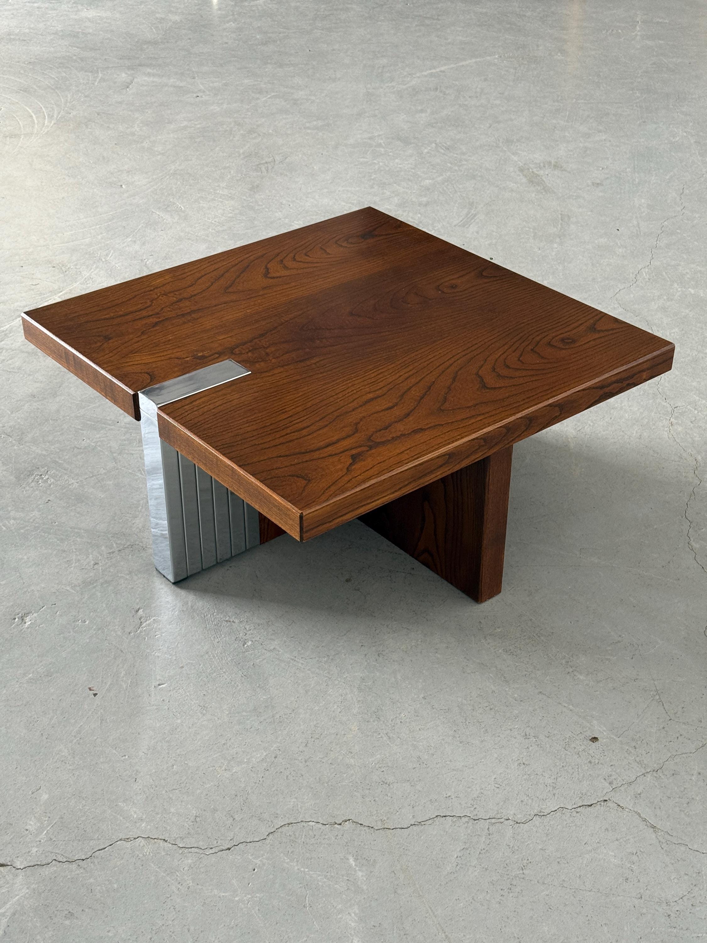 Modernist Italian Coffee Table