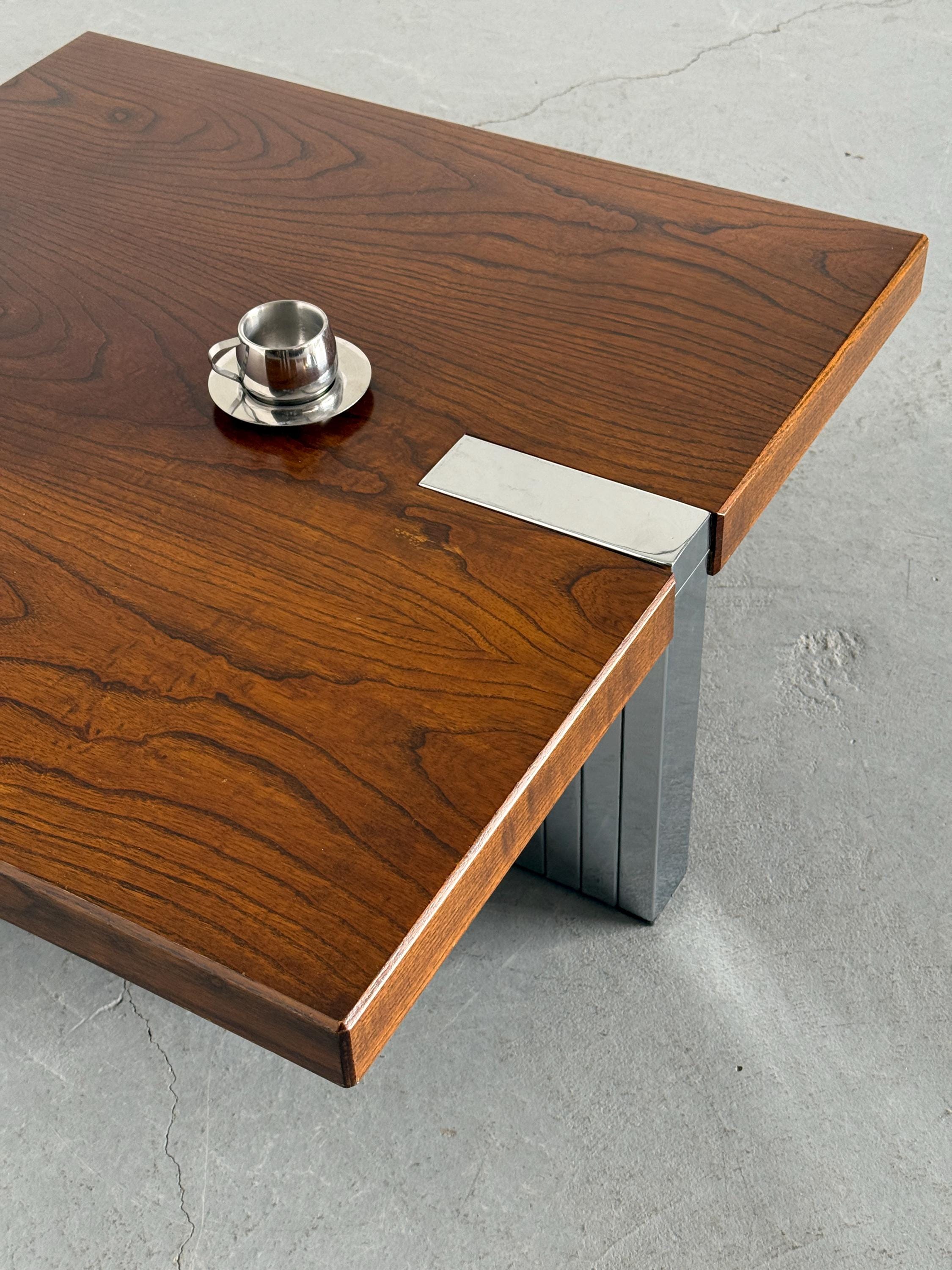 Modernist Italian Coffee Table