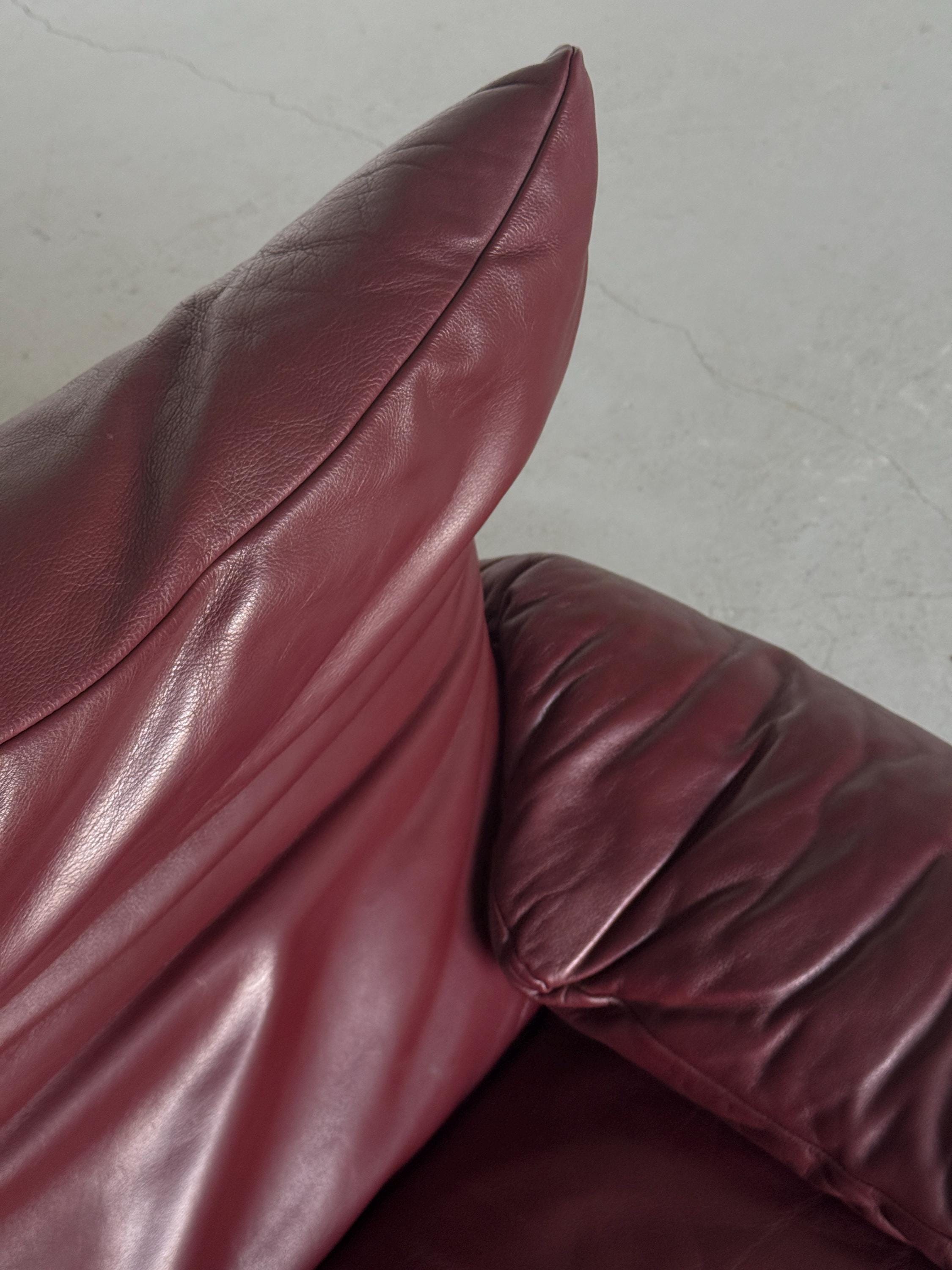 ‘Maralunga’ Armchair by Vico Magistretti for Casina