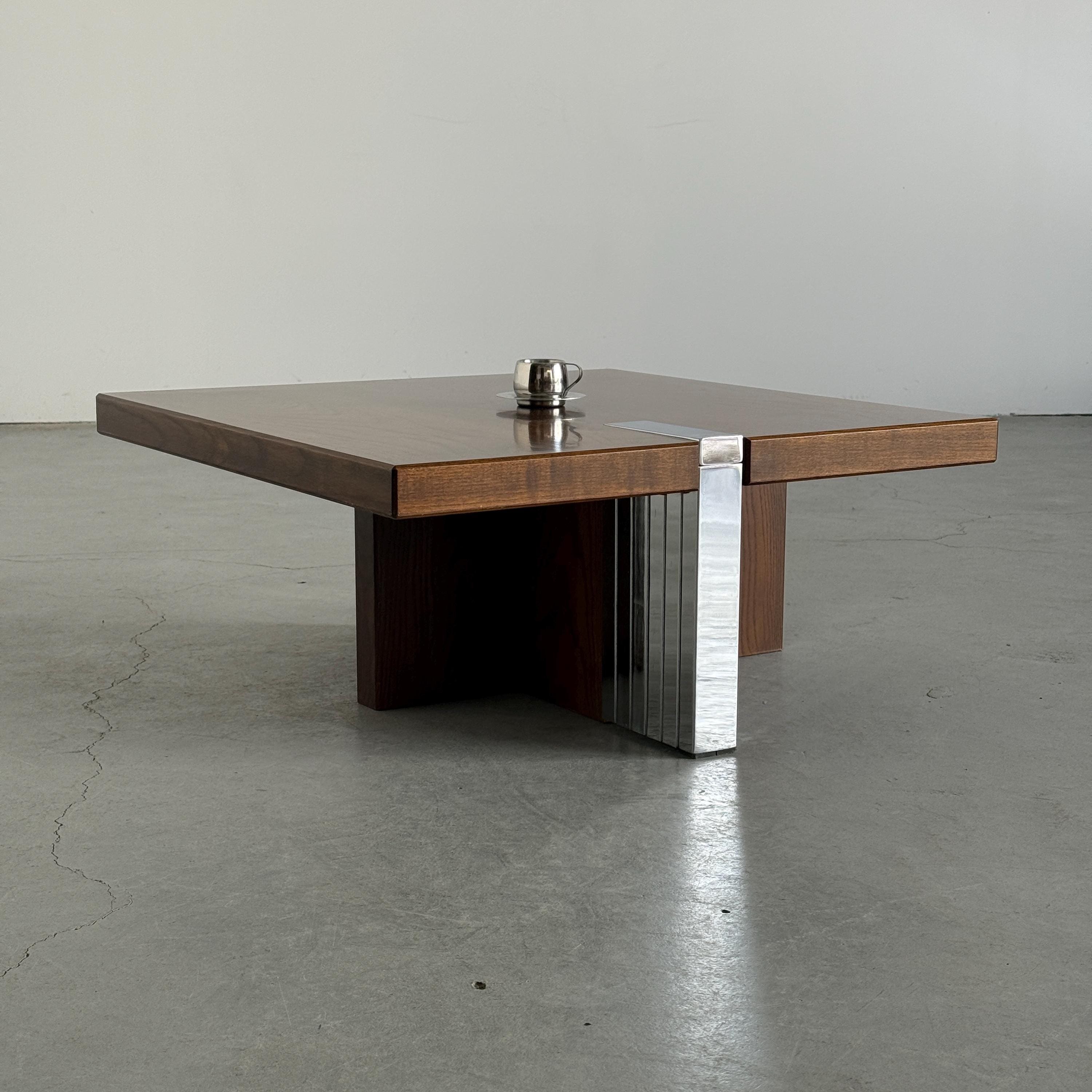 Modernist Italian Coffee Table