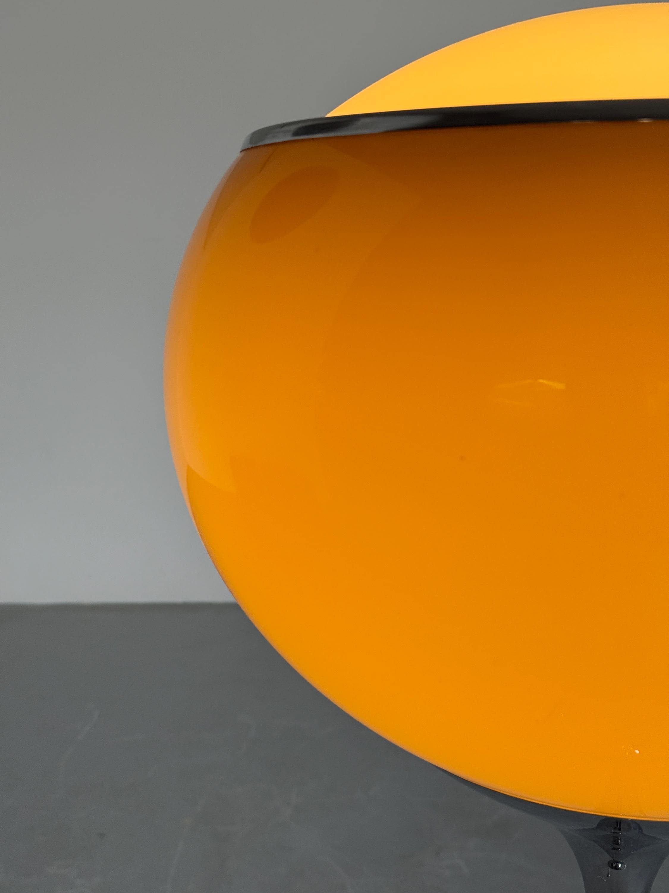 ‘Big Bud’ Floor Lamp by Harvey Guzzini