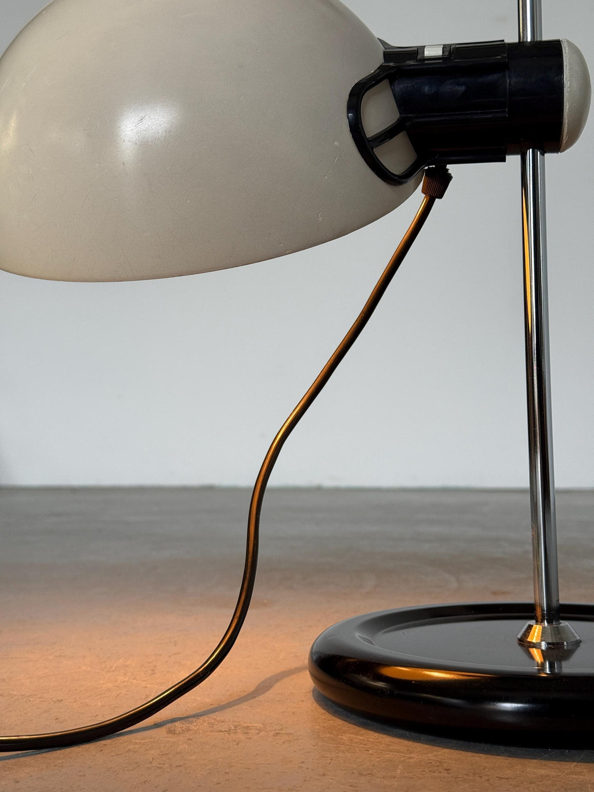 ‘Libellula’ Desk Lamp by Harvey Guzzini
