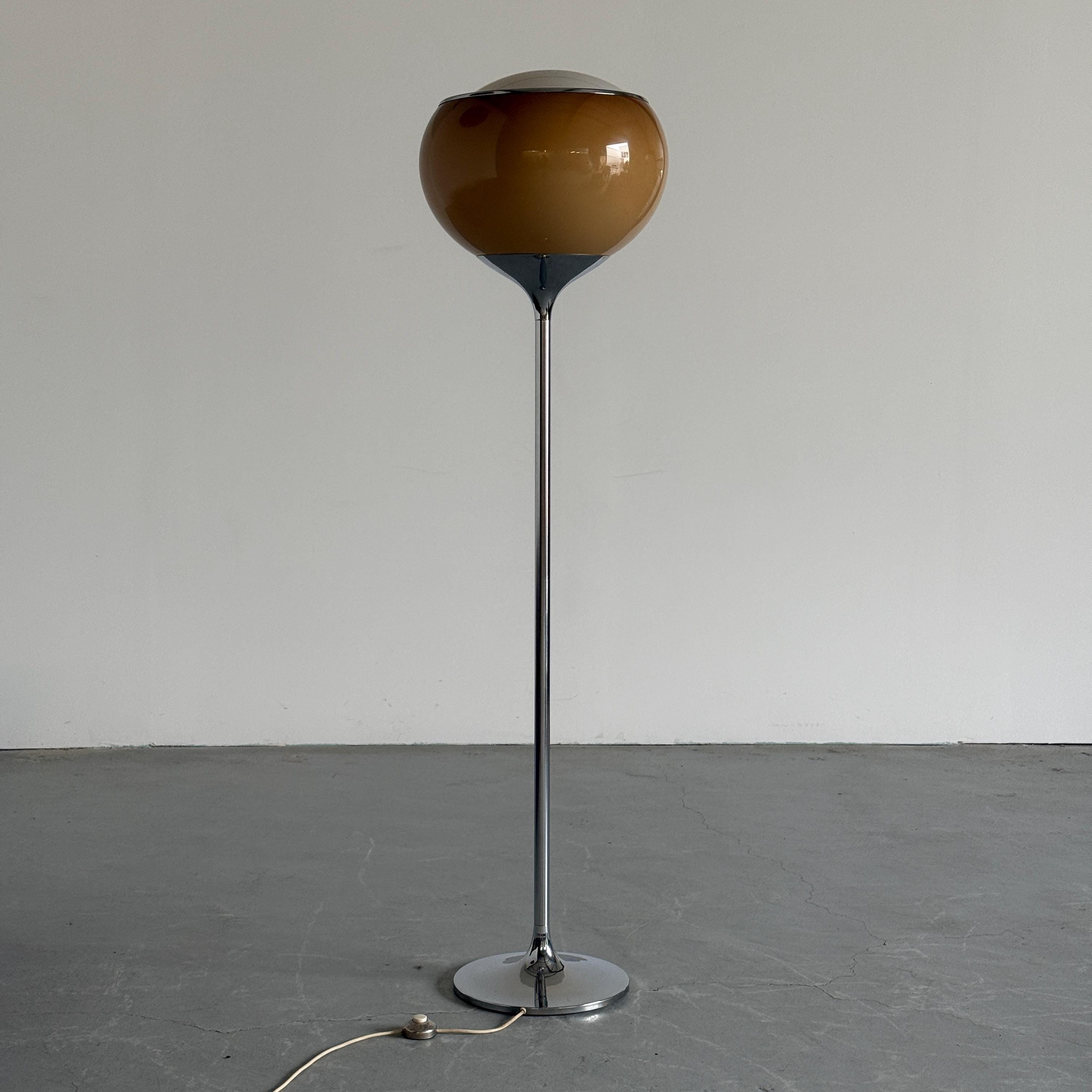 ‘Big Bud’ Floor Lamp by Harvey Guzzini