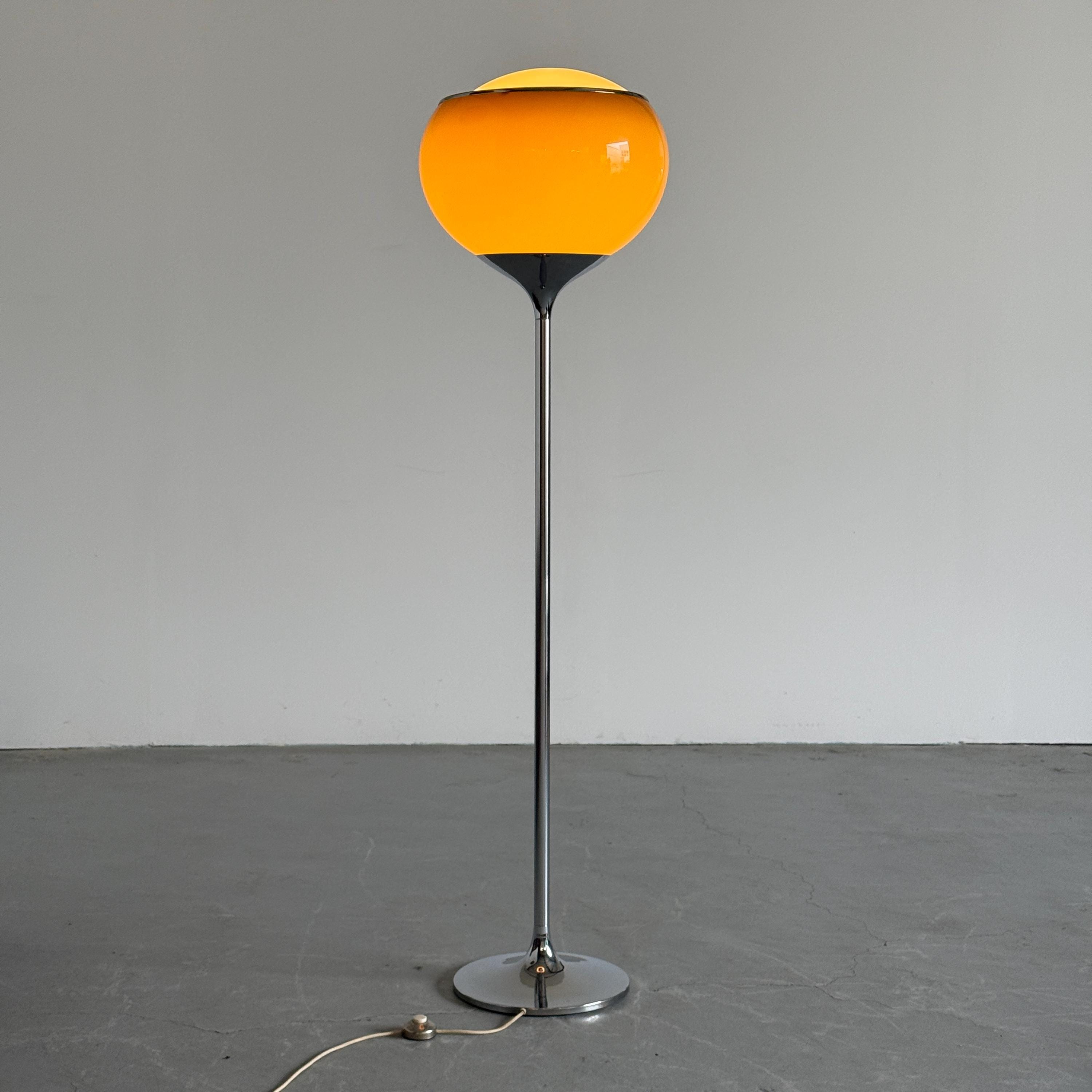 ‘Big Bud’ Floor Lamp by Harvey Guzzini