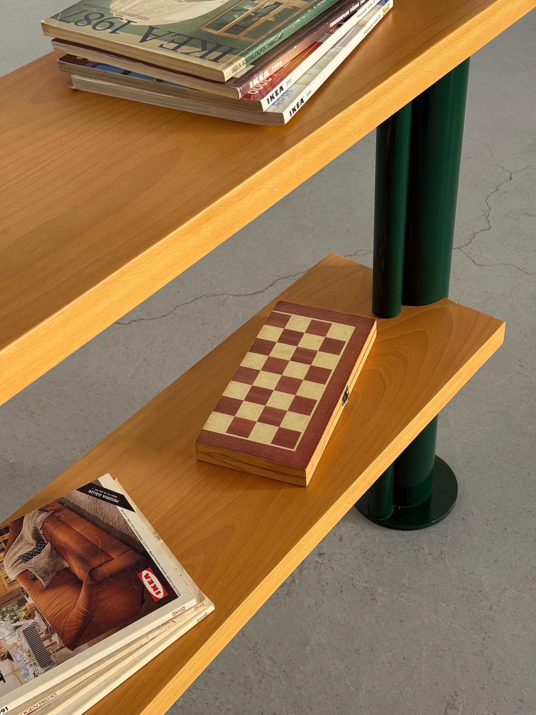Postmodern Shelving Unit in Green Lacquered Steel