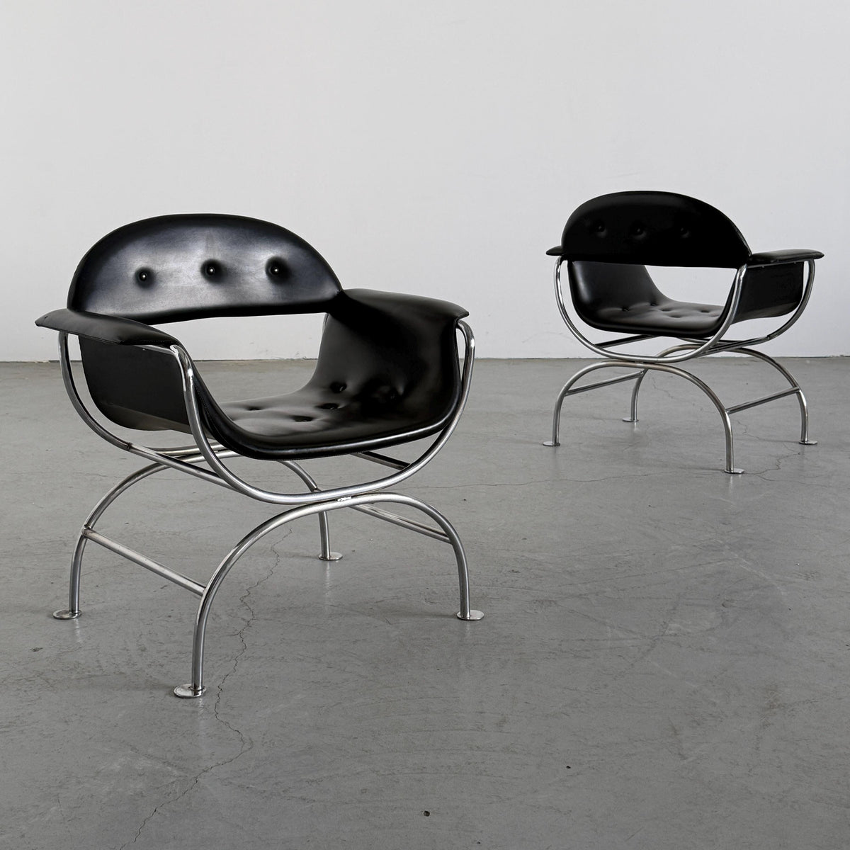 Pair of Postmodern Lounge Chair in Black Faux Leather & Chrome