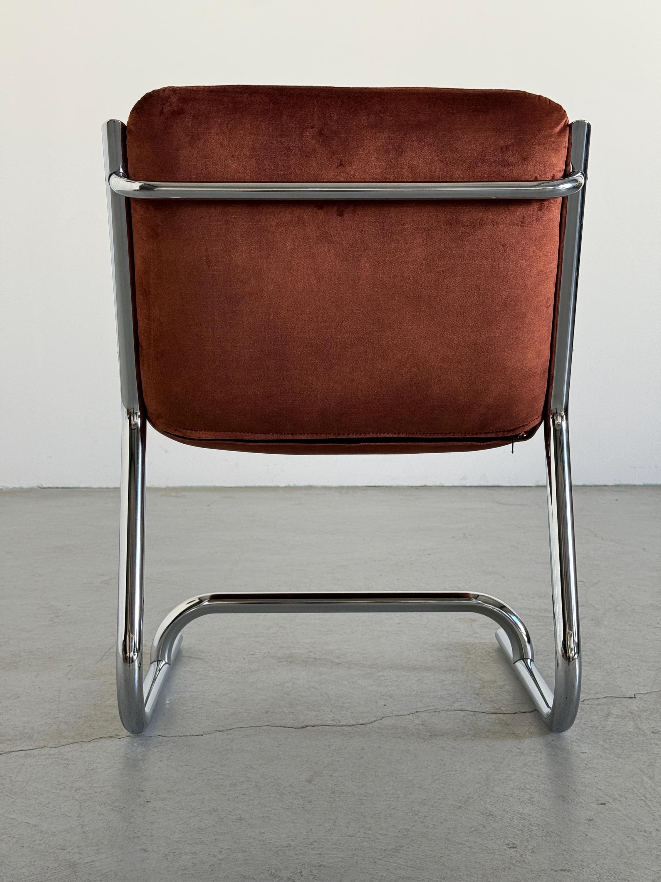 ‘Clematis’ Cantilever Chair by Dado Industrial Design
