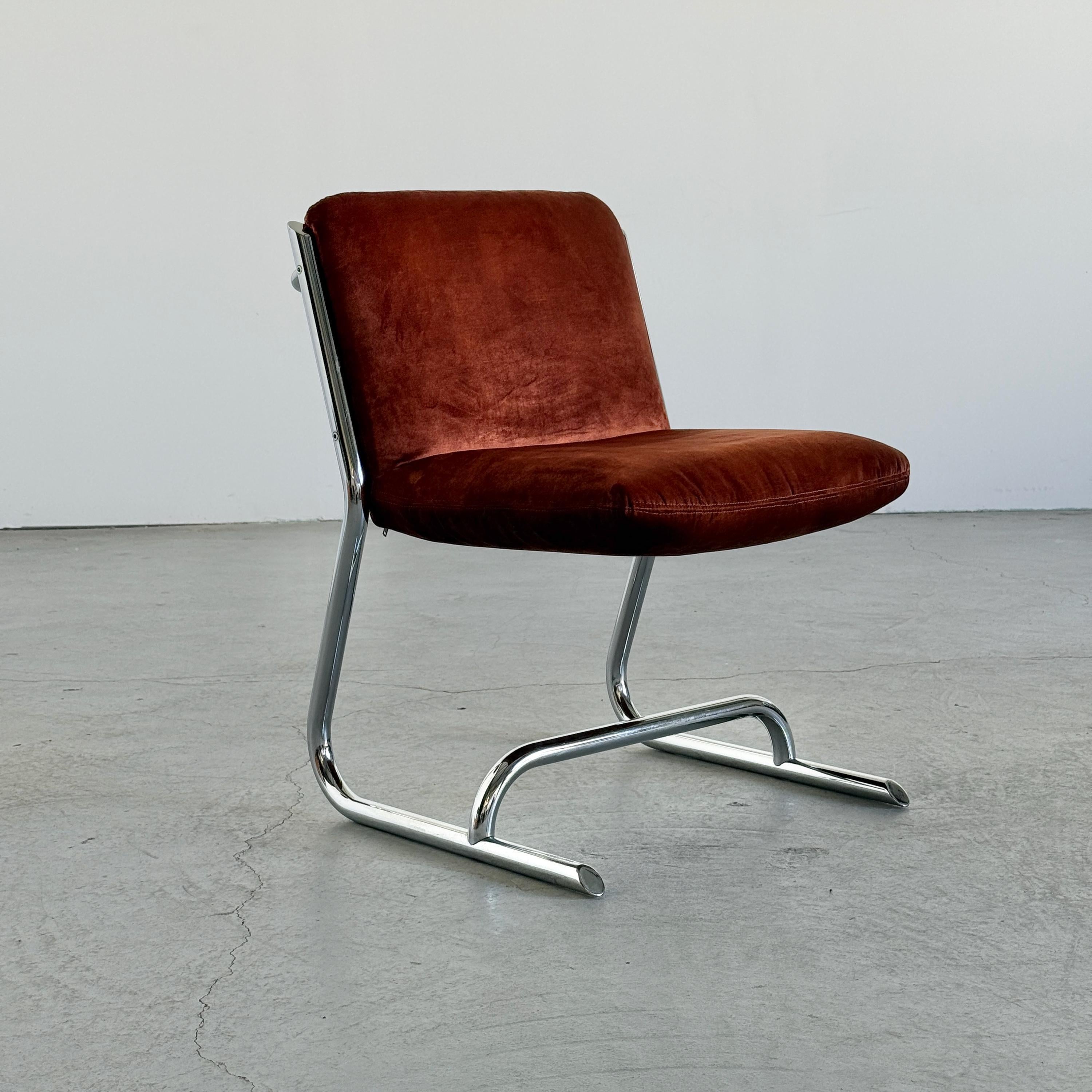 ‘Clematis’ Cantilever Chair by Dado Industrial Design