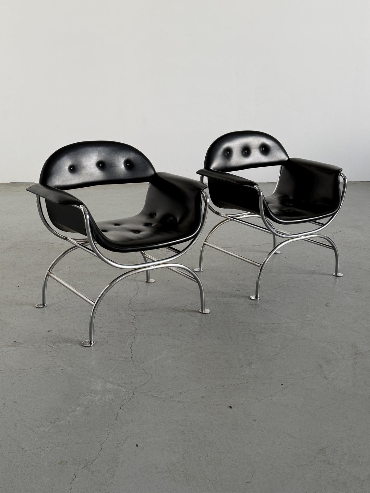 Pair of Postmodern Lounge Chair in Black Faux Leather & Chrome