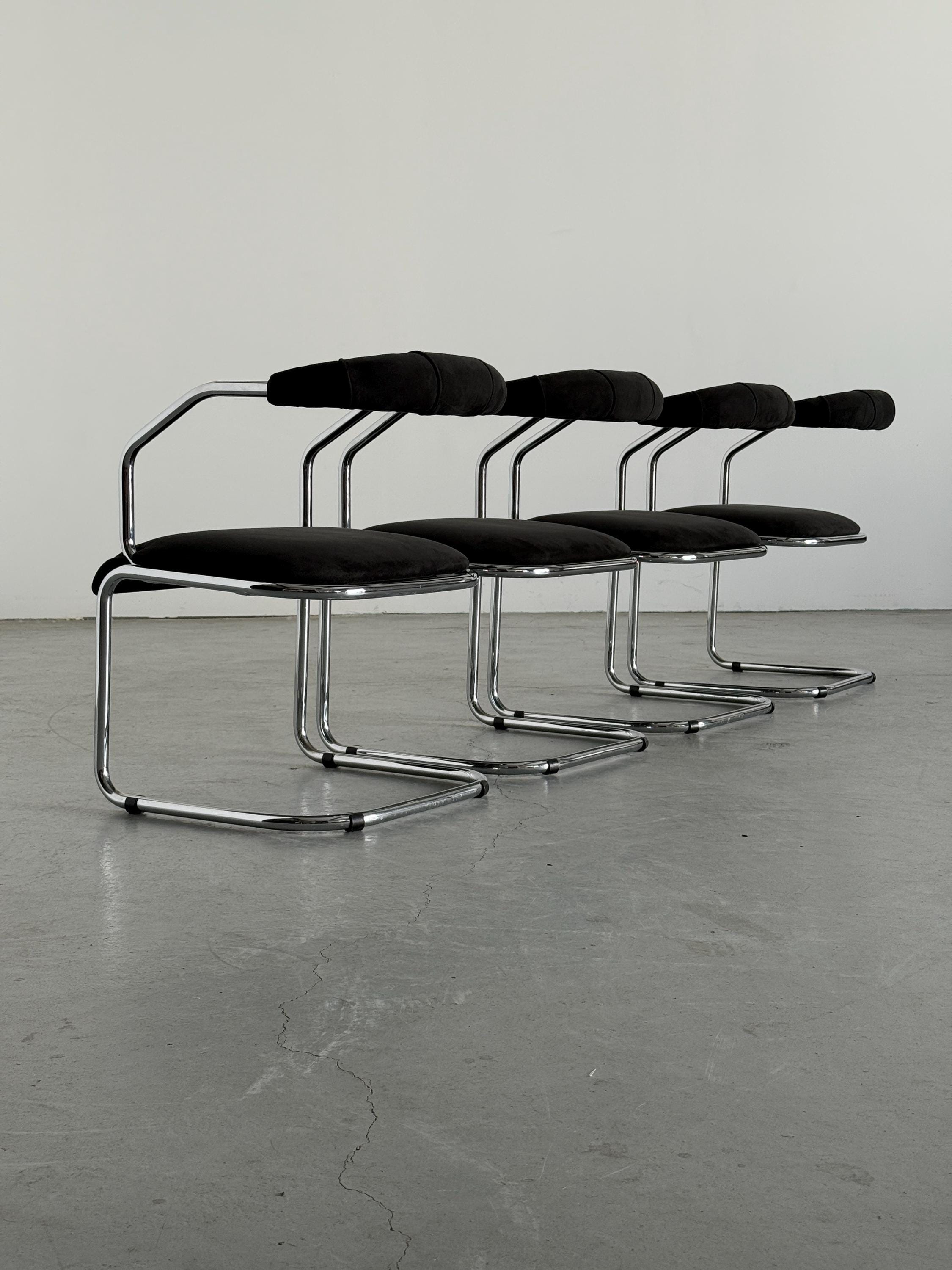 Cantilever Dining Chairs in Style of Giotto Stoppino